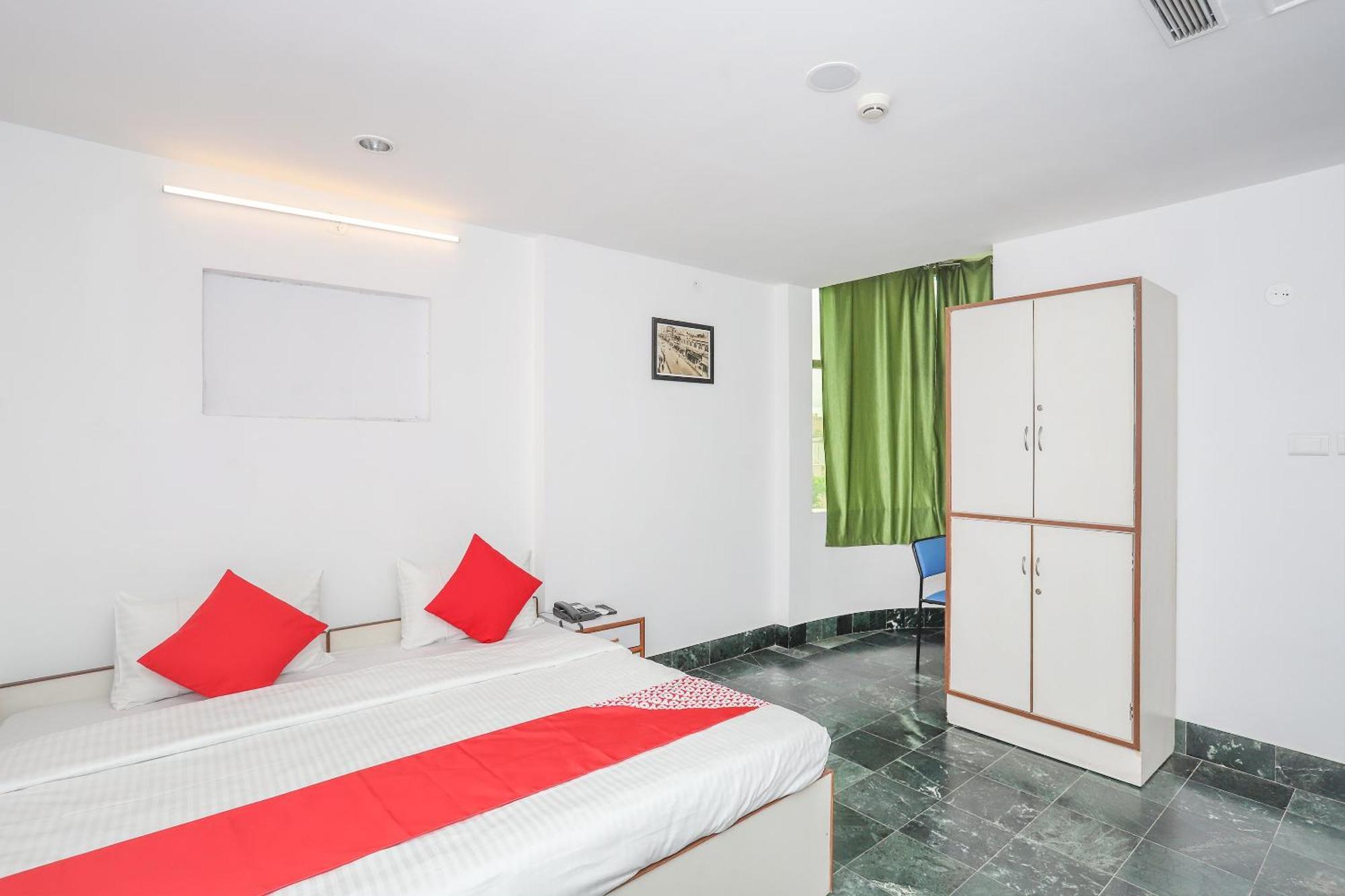 Hotel Oyo Townhall