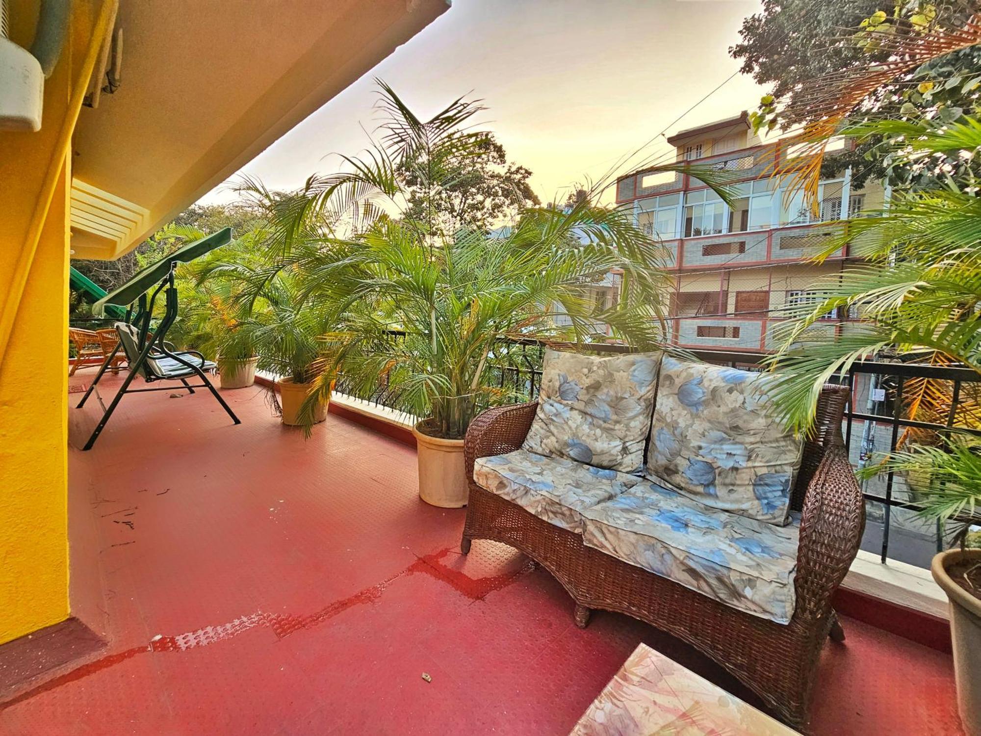 Scarlet - Vintage Haven Homestay