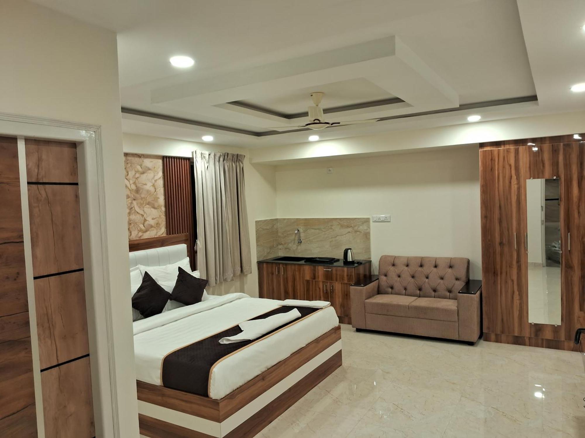 Orchid Hotel