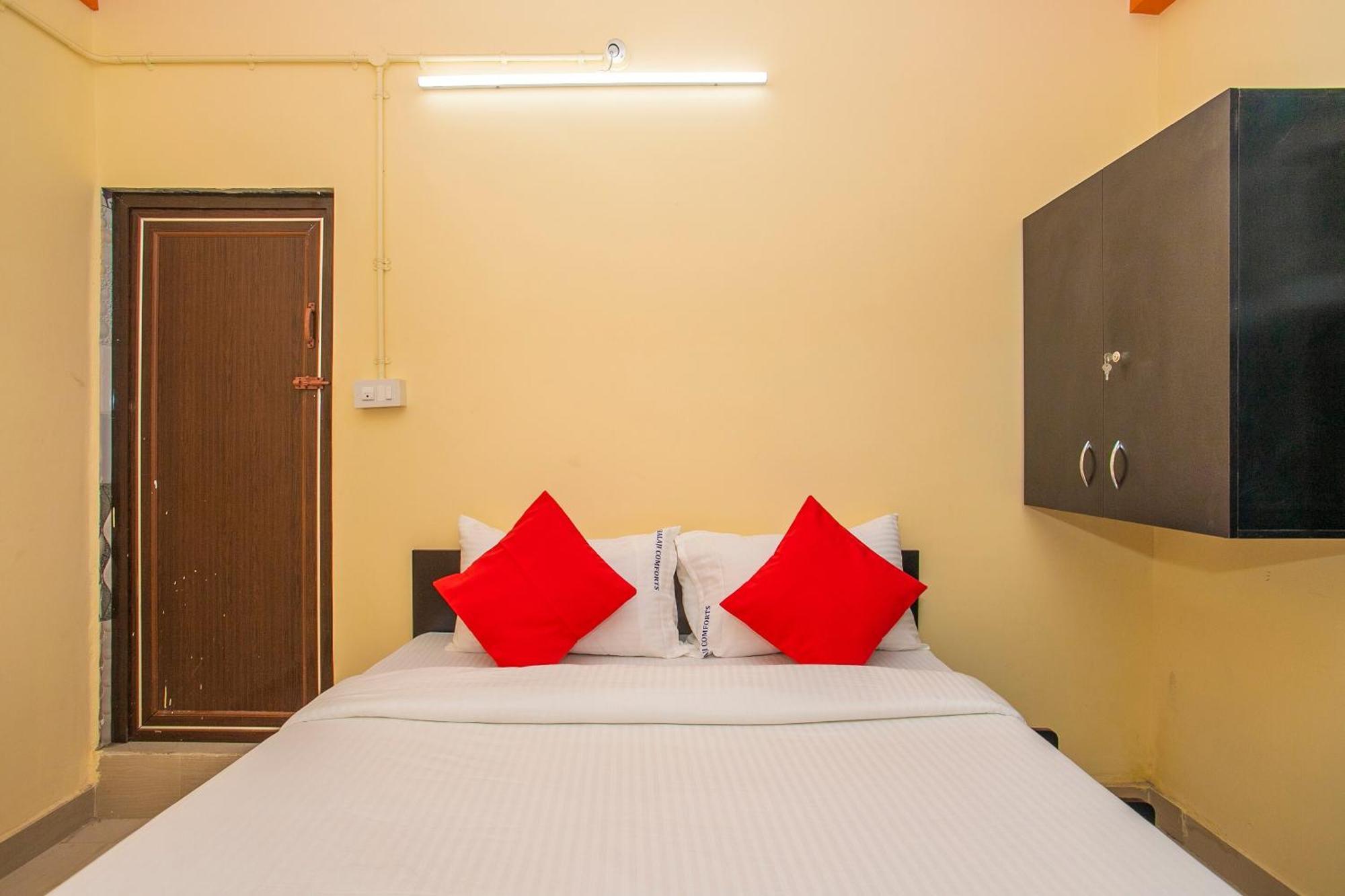 Hotel O Sri Hari Premium Comforts Near Sandhya Digital K Theatre