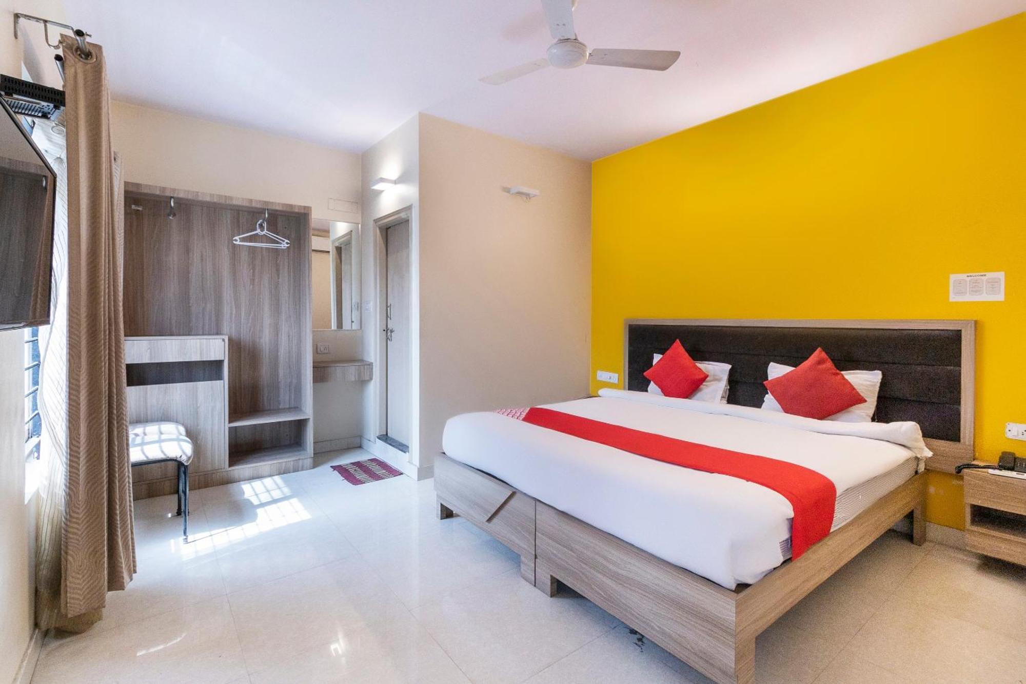 O Golden Near Cubbon Park 3* Bangalore