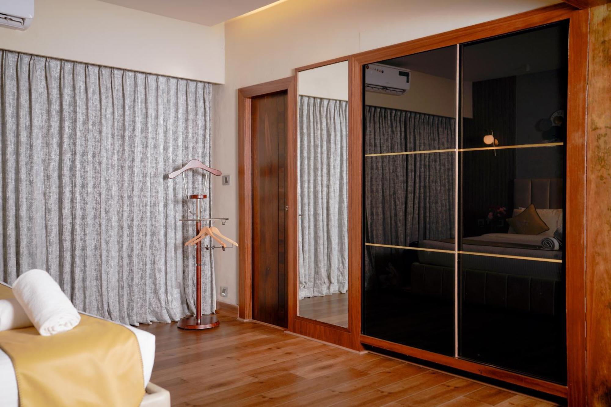 Hotel Lazdana 3*