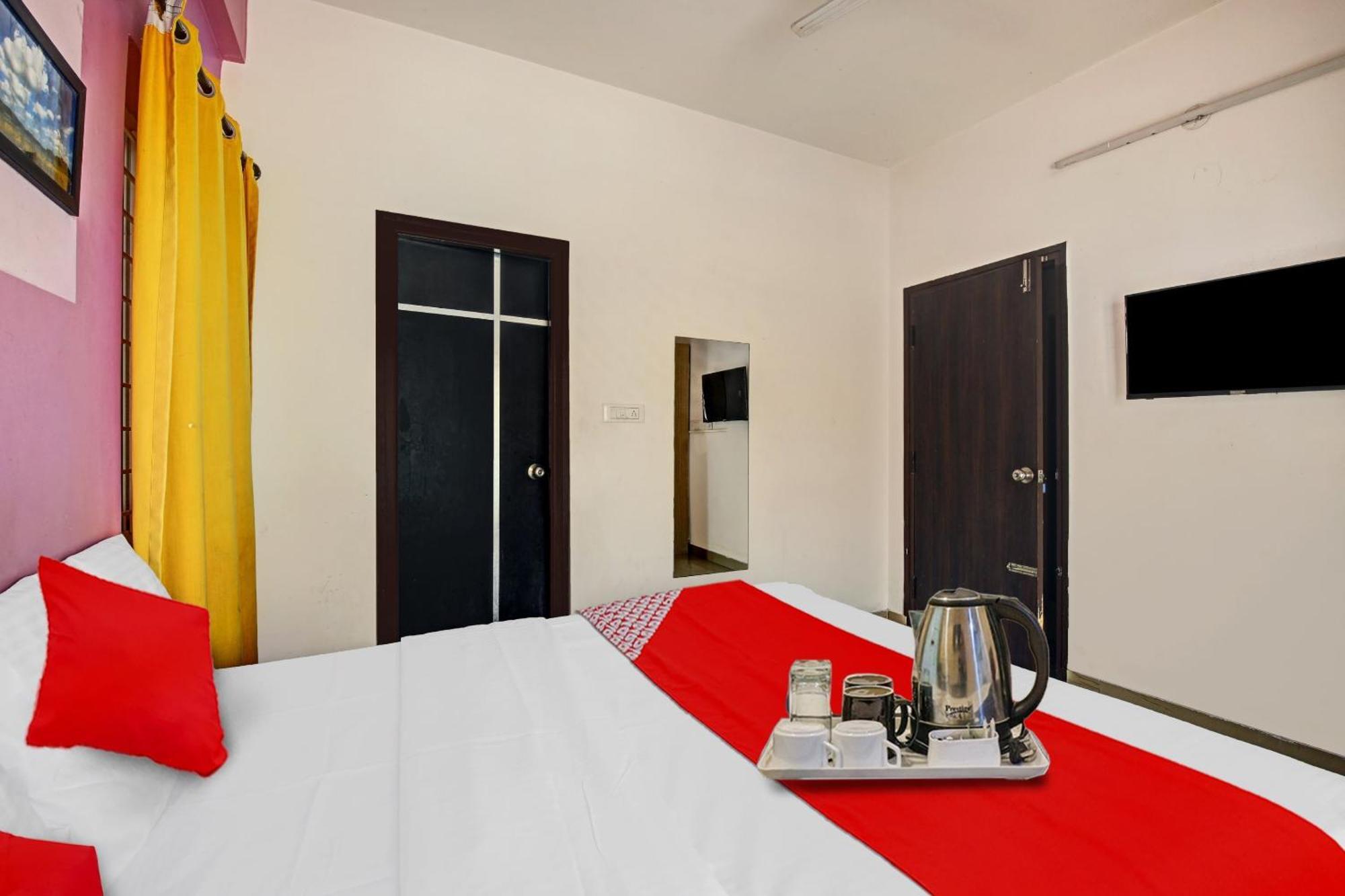 Super O Vsv Avenue Hennur Near Sri Amruth Chithra Mandira Hotel 4*
