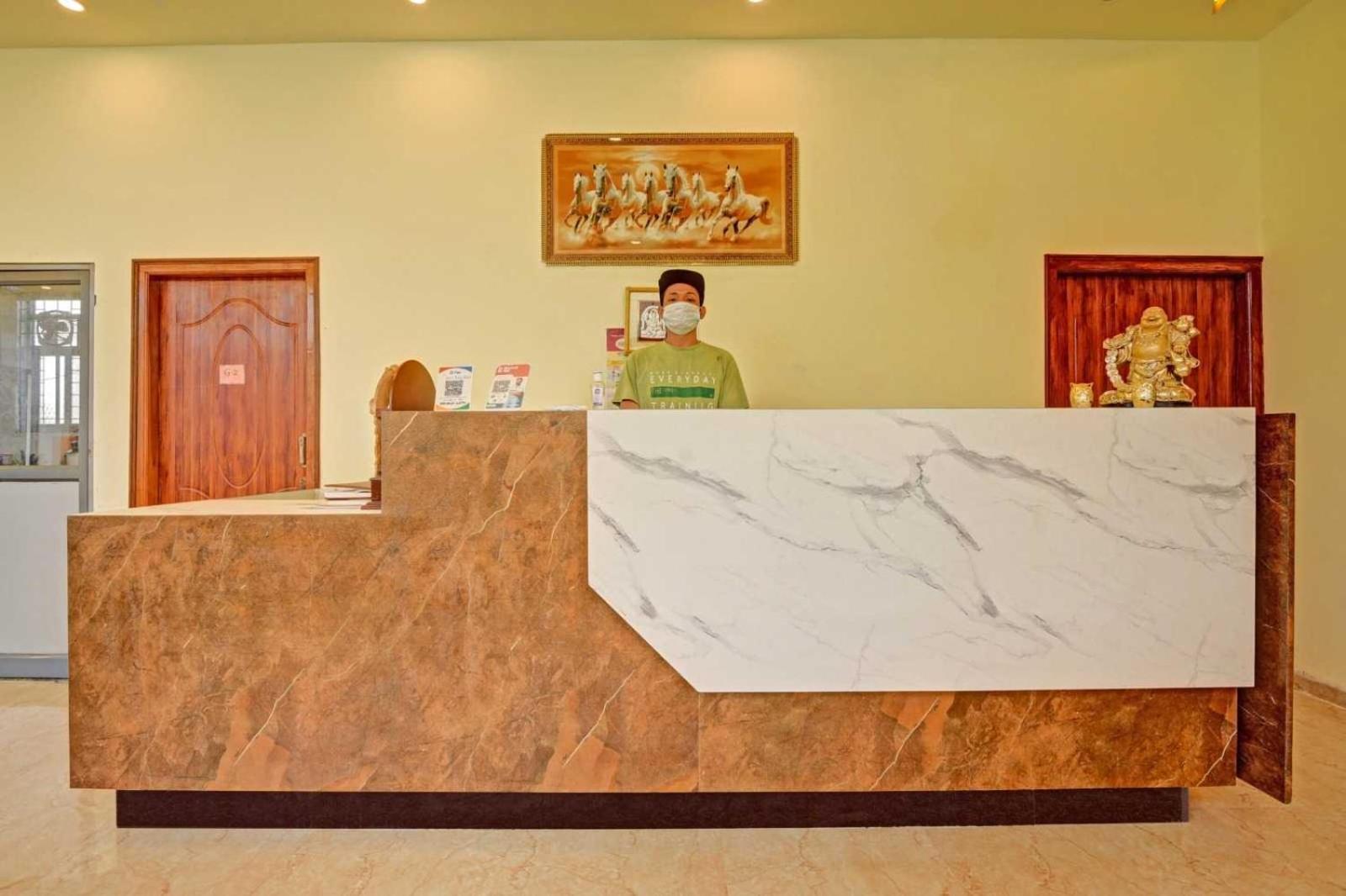 Collection O Royal Ruby Electronic Phase 1 Hotel