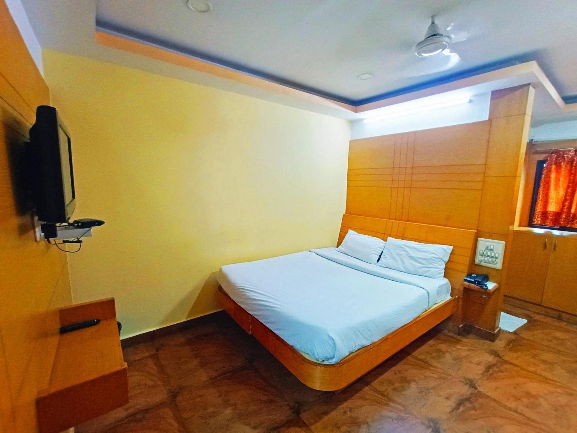 Pavithra Paradise Hotel Bangalore