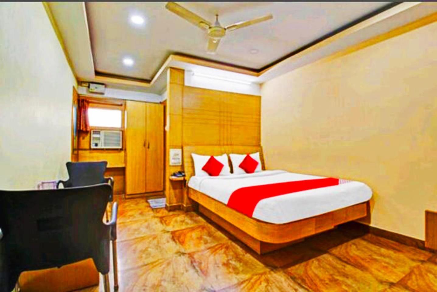Pavithra Paradise 3* Bangalore