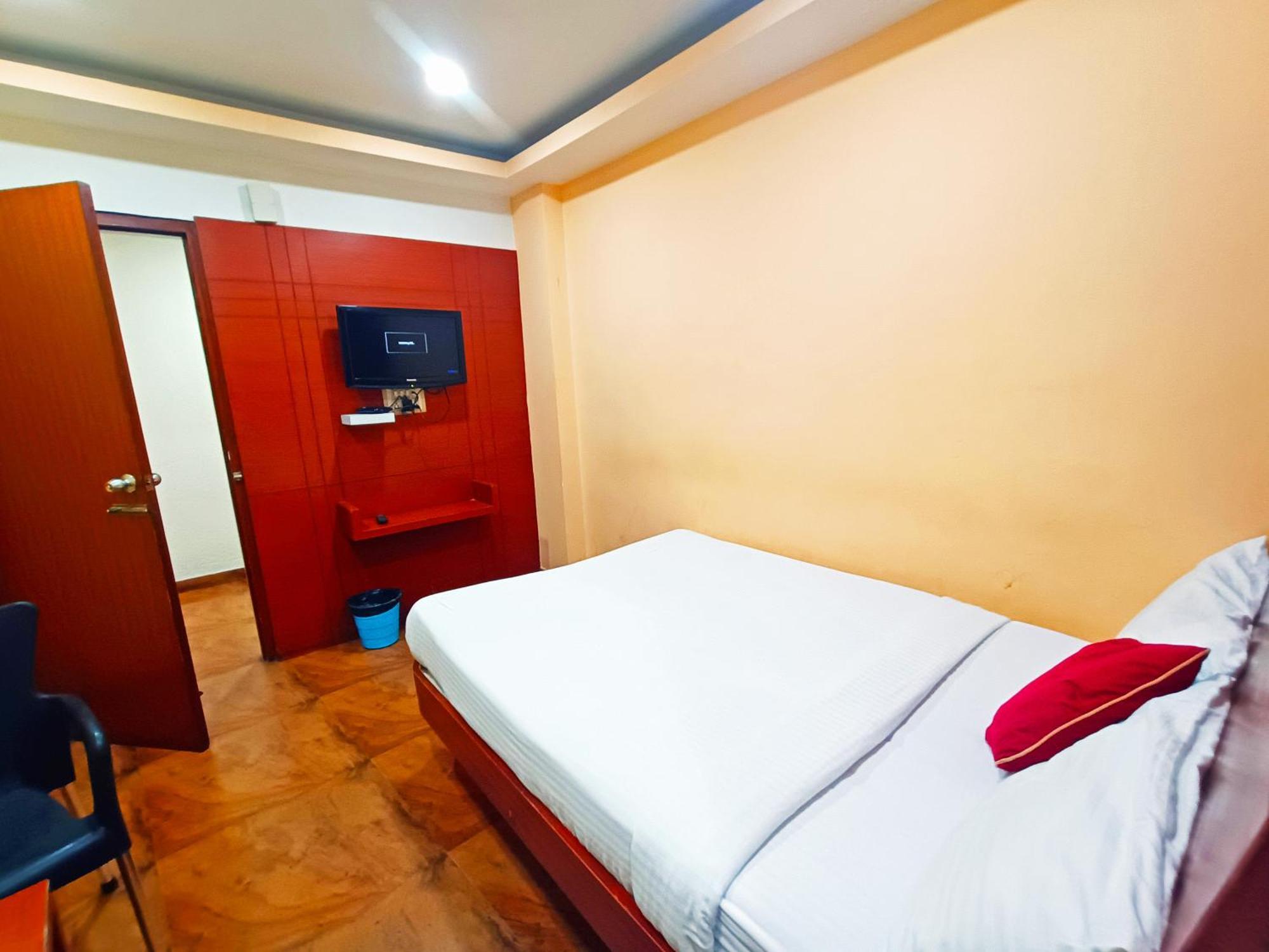Hotel Pavithra Paradise 3*
