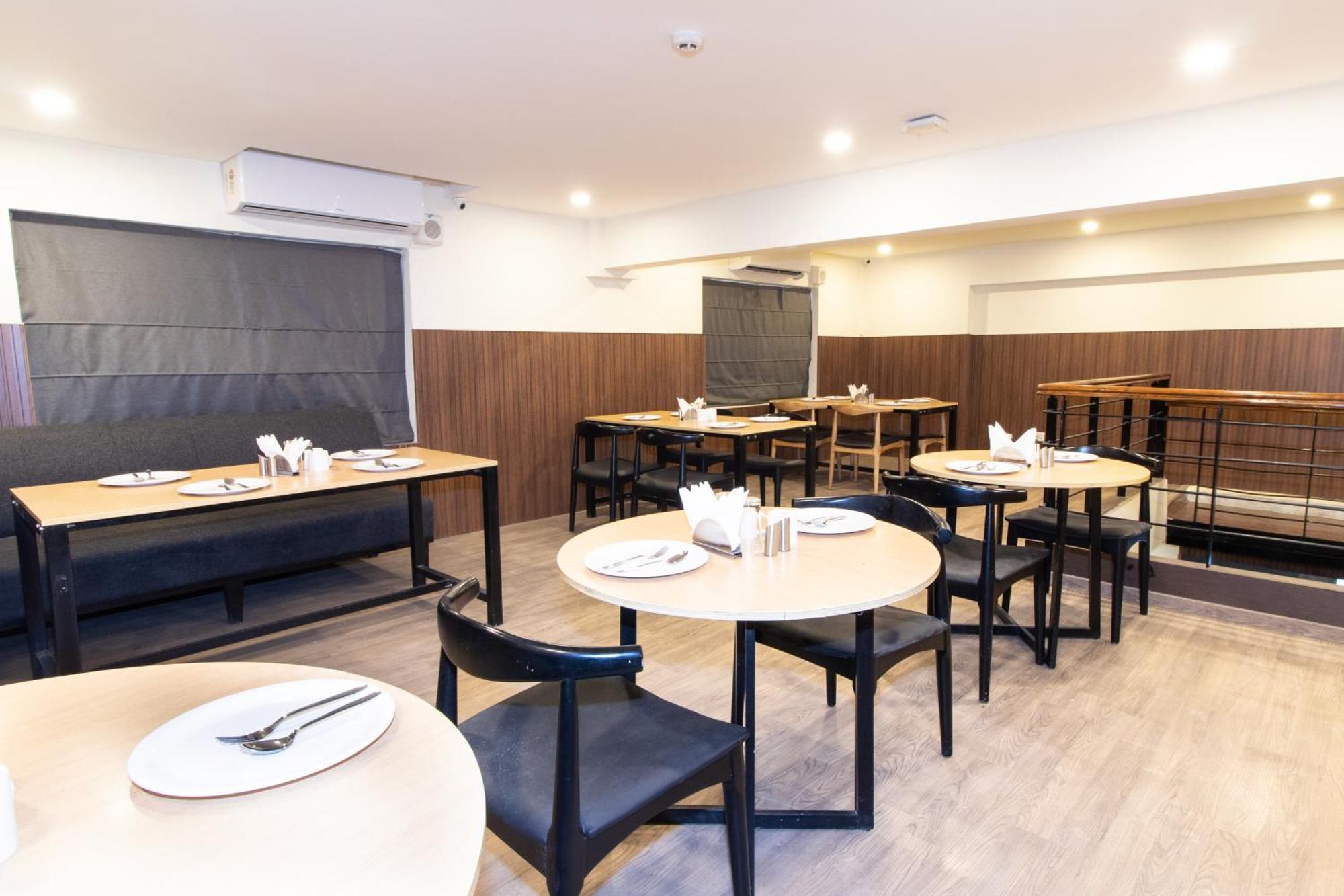 Hotel Sanctum Richmond Road Bangalore