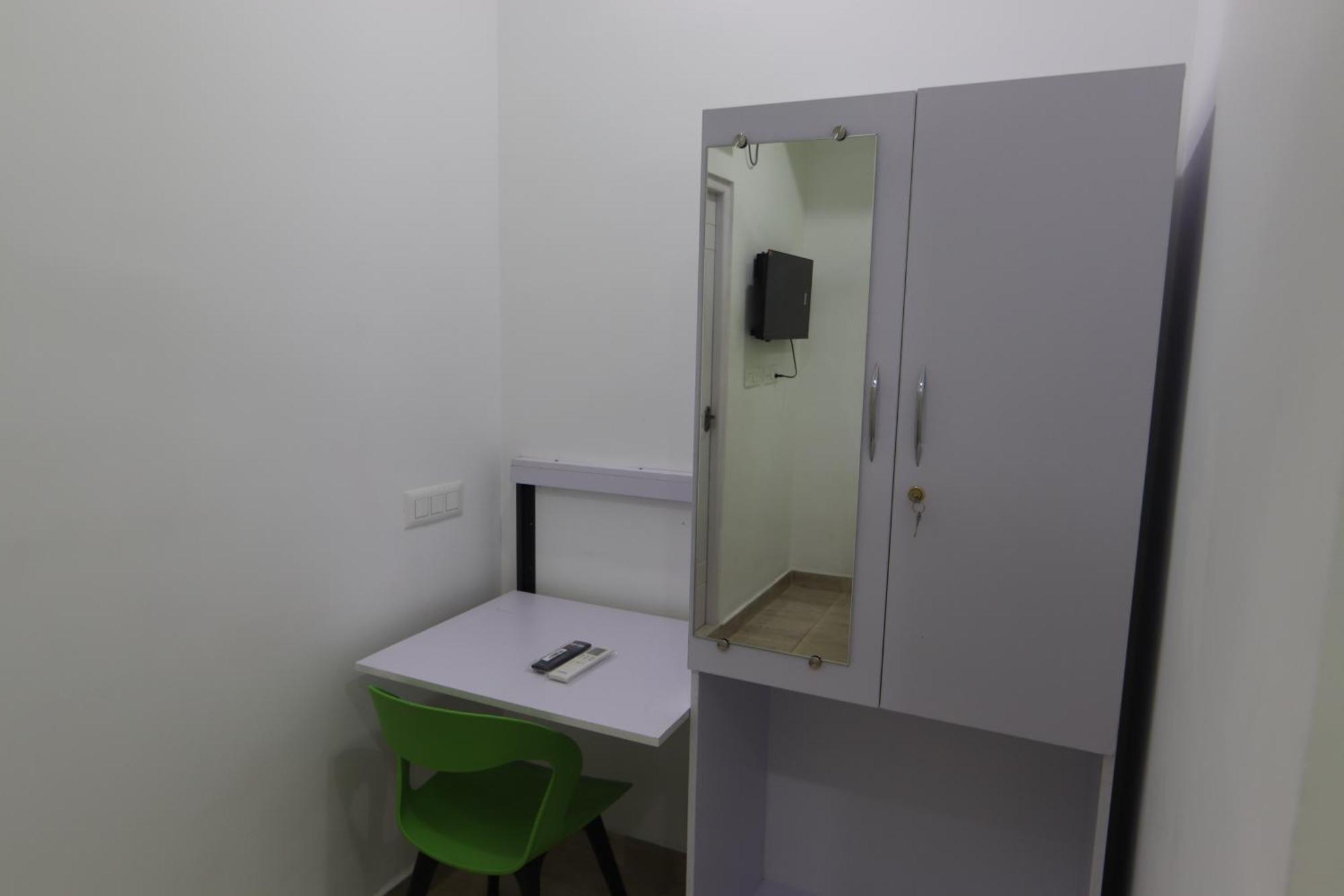 Hotel Athulya