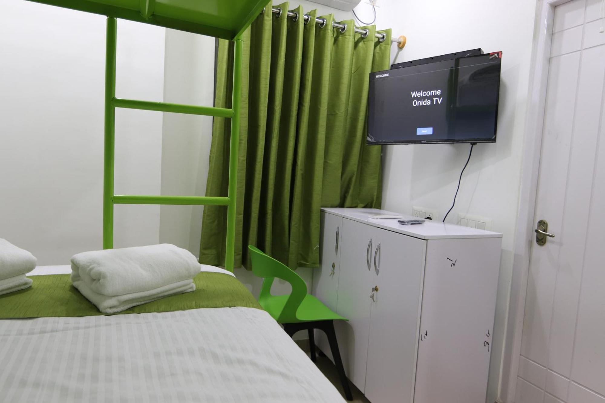 Athulya Hotel