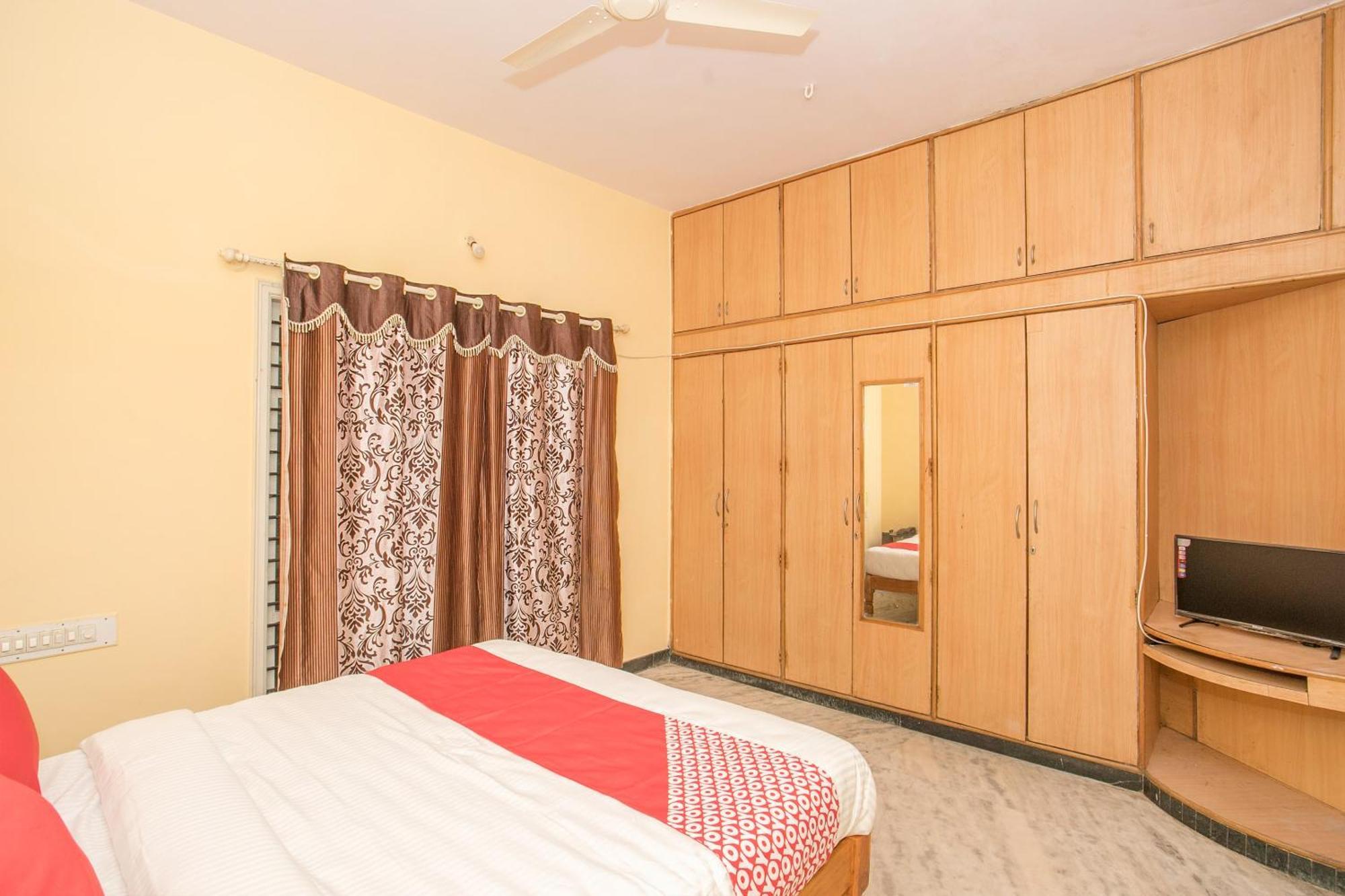Hotel O Sai Kuteer Near Ragigudda Sri Prasanna Anjaneyaswamy Temple 3*