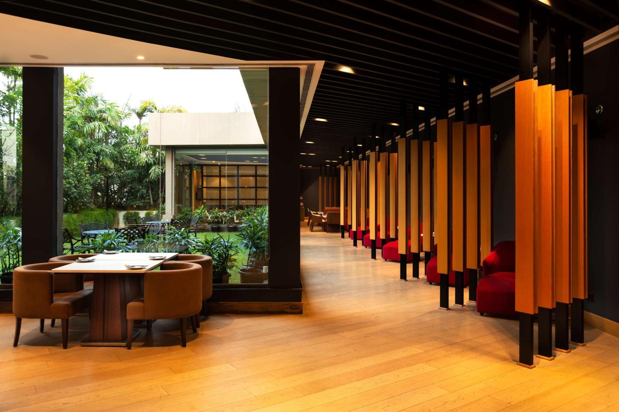 Hotel Radisson Blu Outer Ring Road