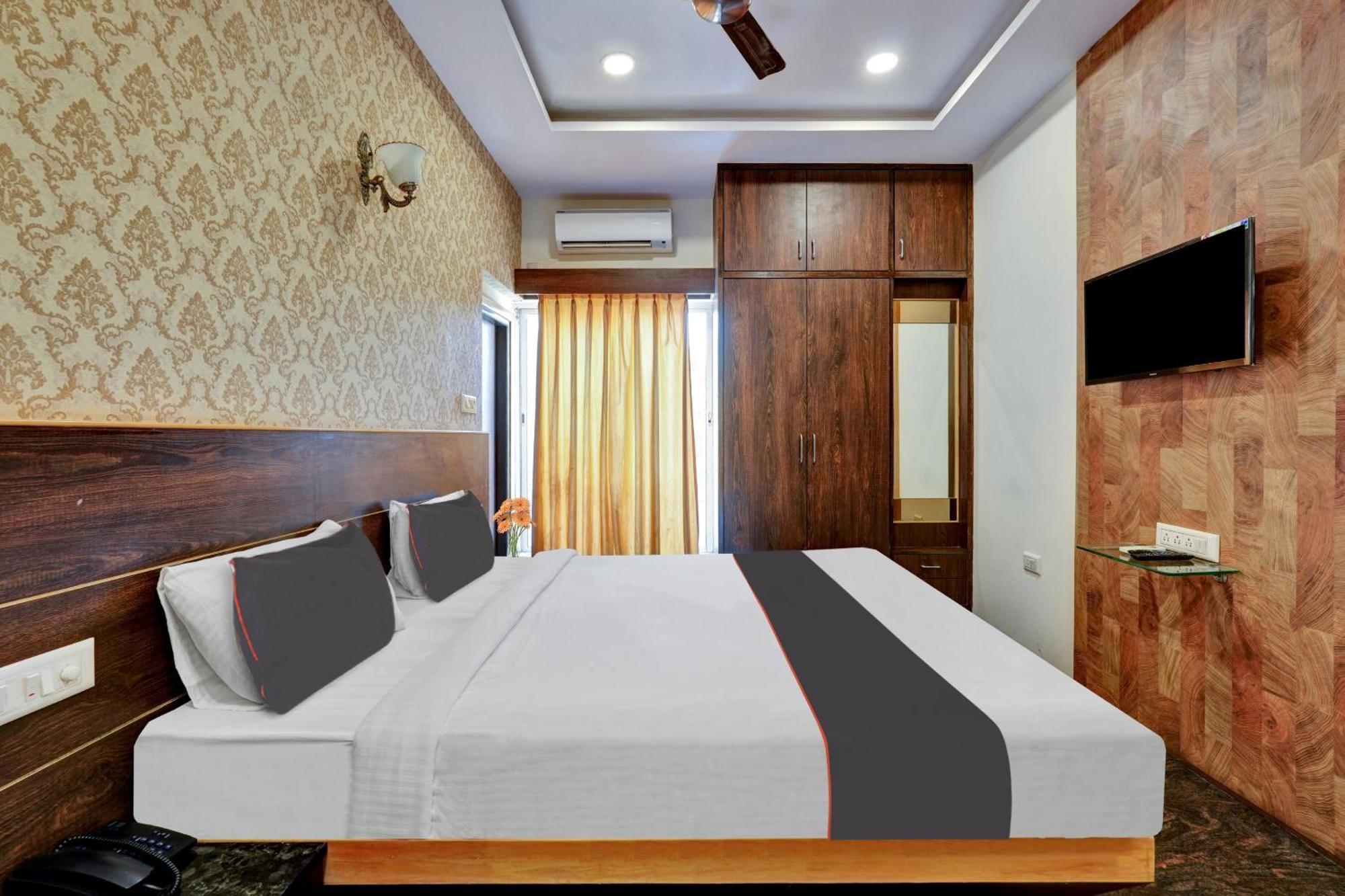 Collection O Ira International Boutique Hotel Bangalore