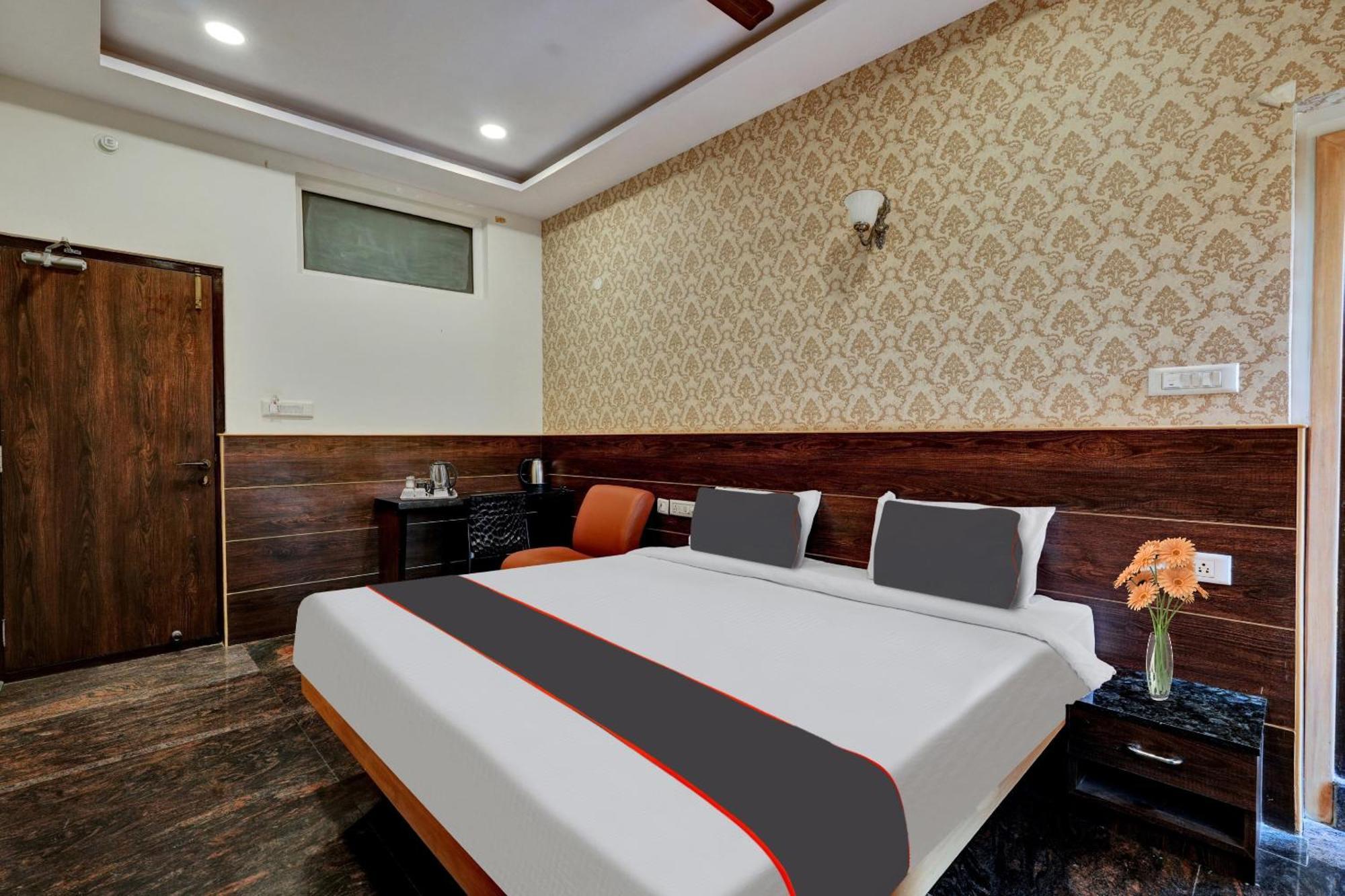 Collection O Ira International Boutique Hotel Bangalore