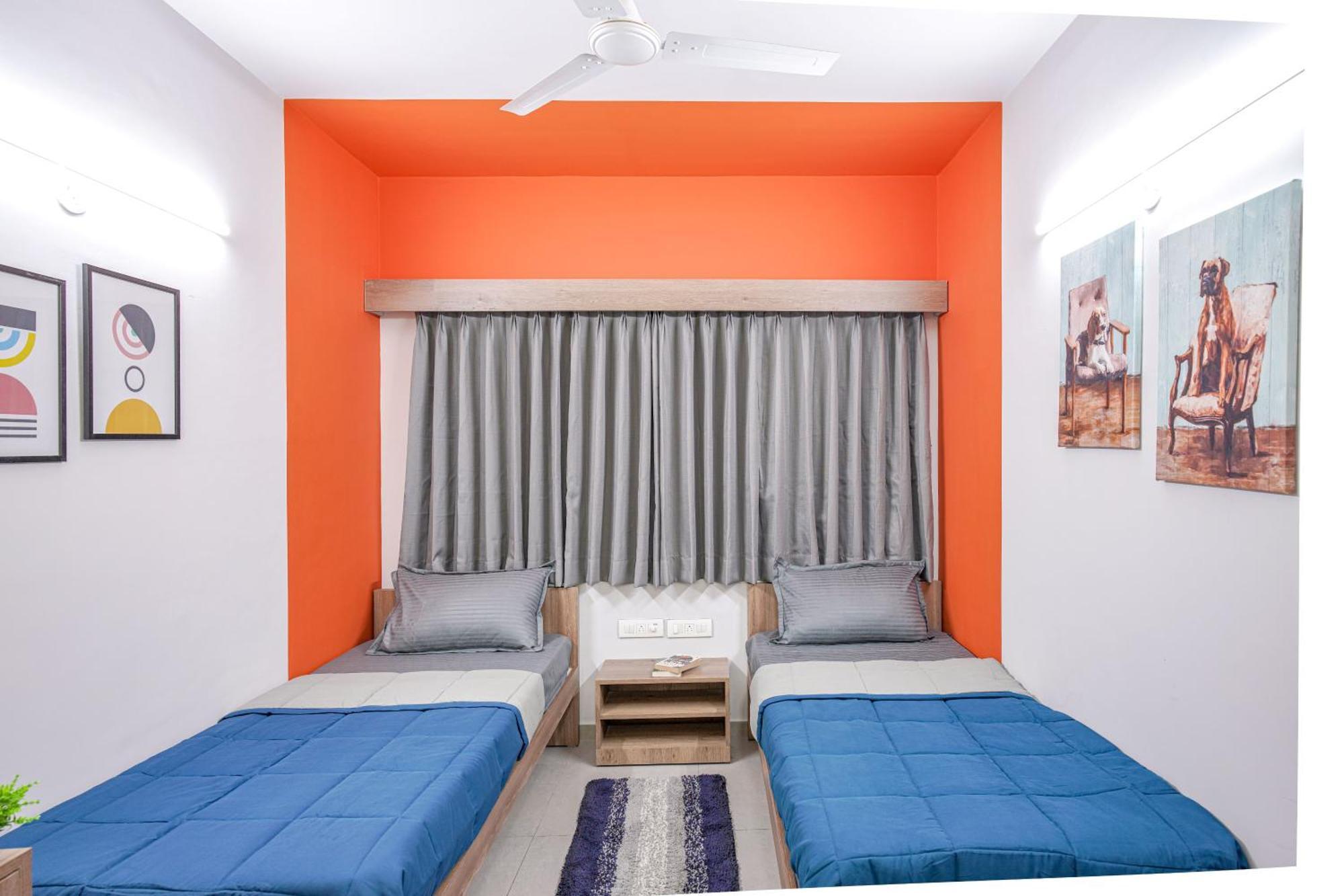 Hotel Yello! Itpl *