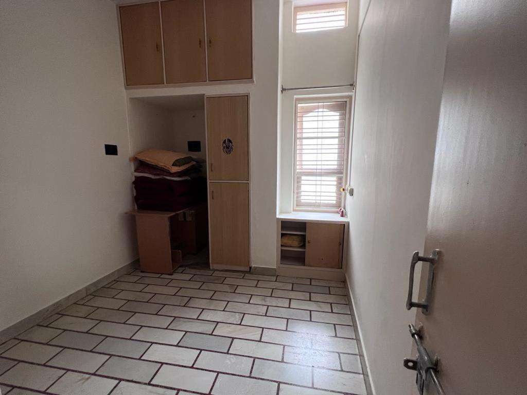 2bhk With Parking & Ample Space * Bangalore