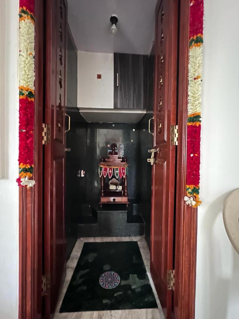 Holiday home 2bhk With Parking & Ample Space