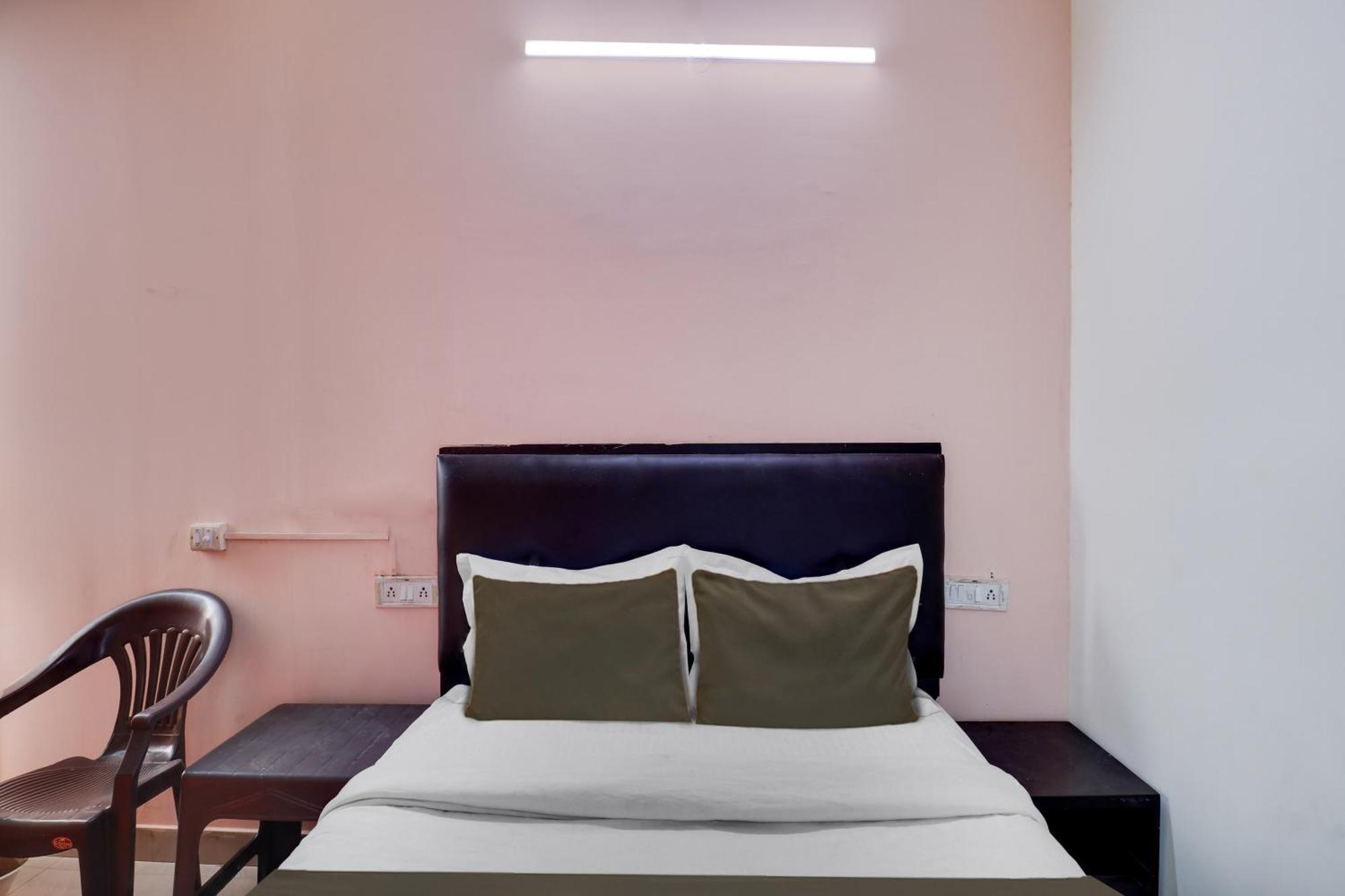 Hotel O Royal Galaxy 4*