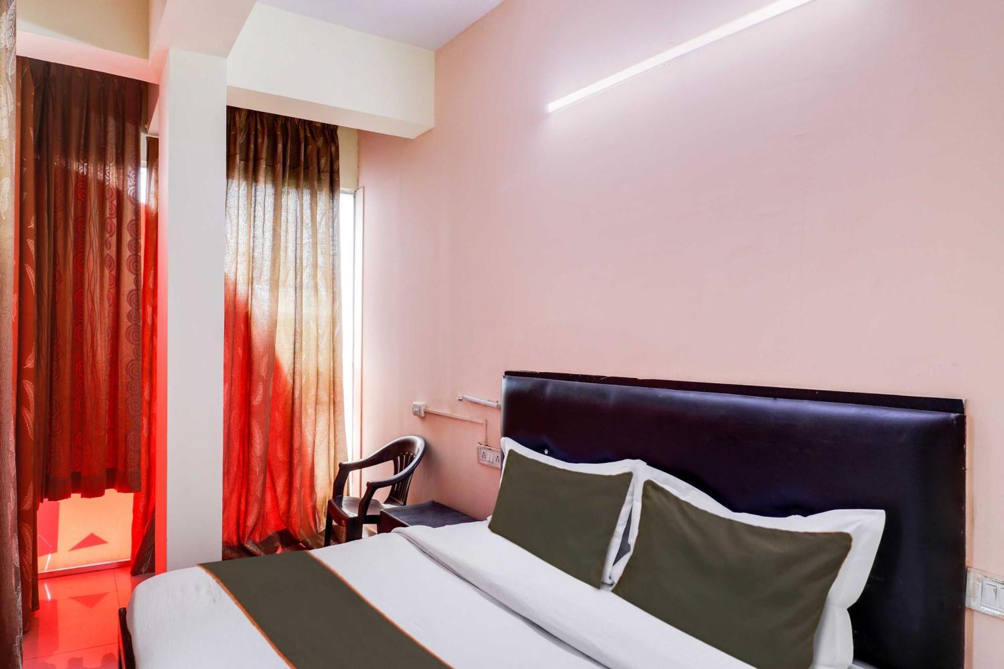 O Royal Galaxy Hotel 4*