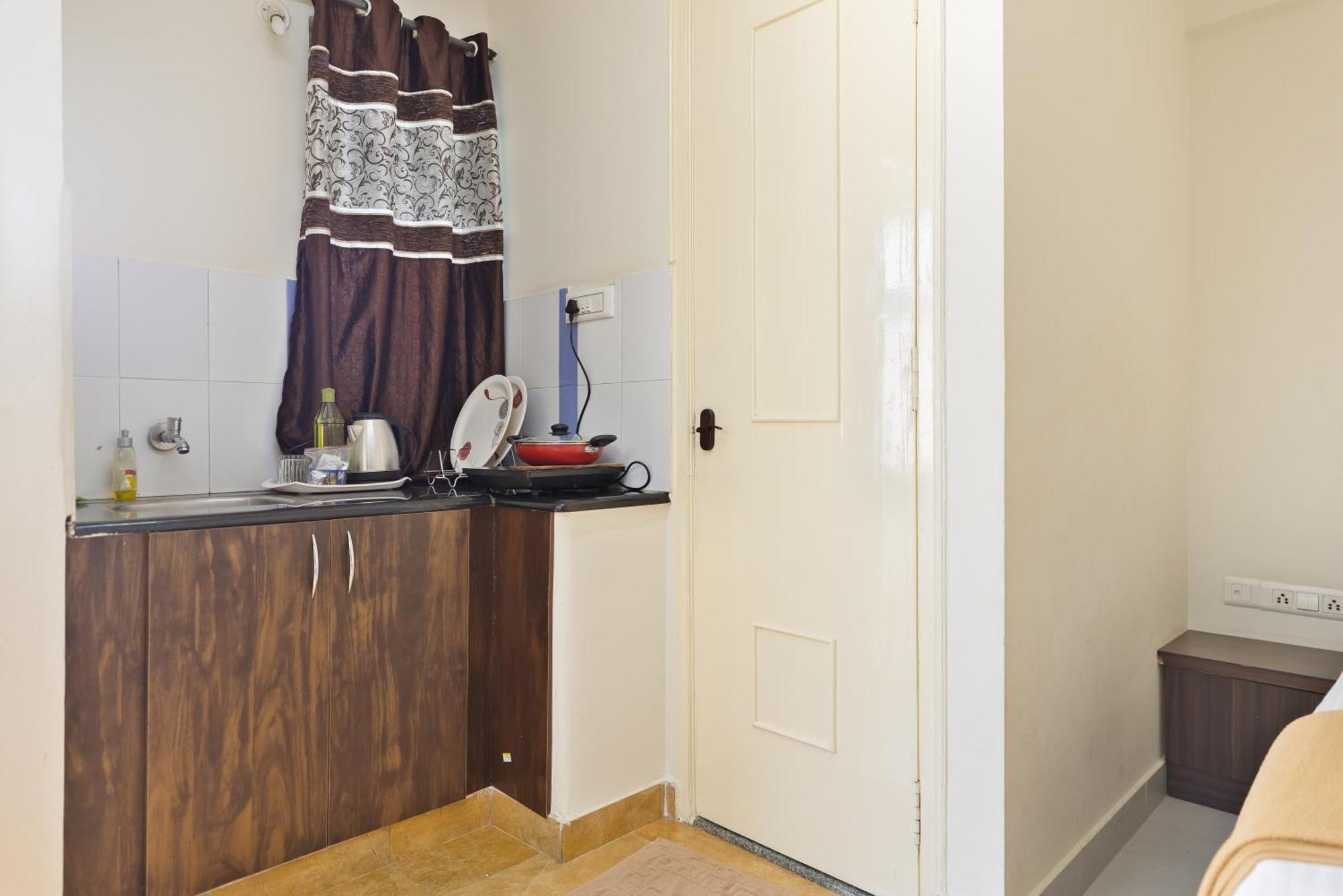Stayhome Classic Inn 2*