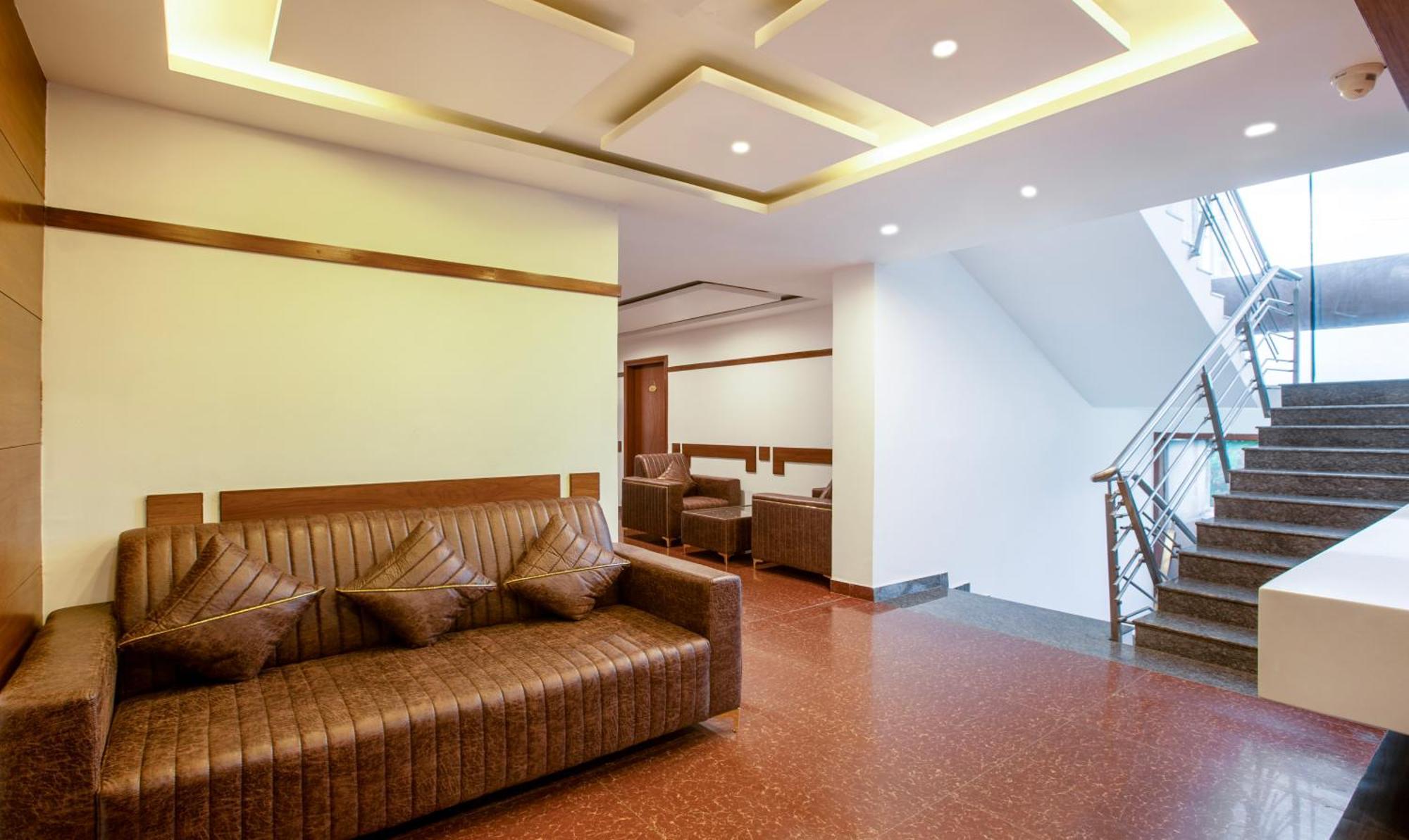 Hotel Treebo New Point Bangalore