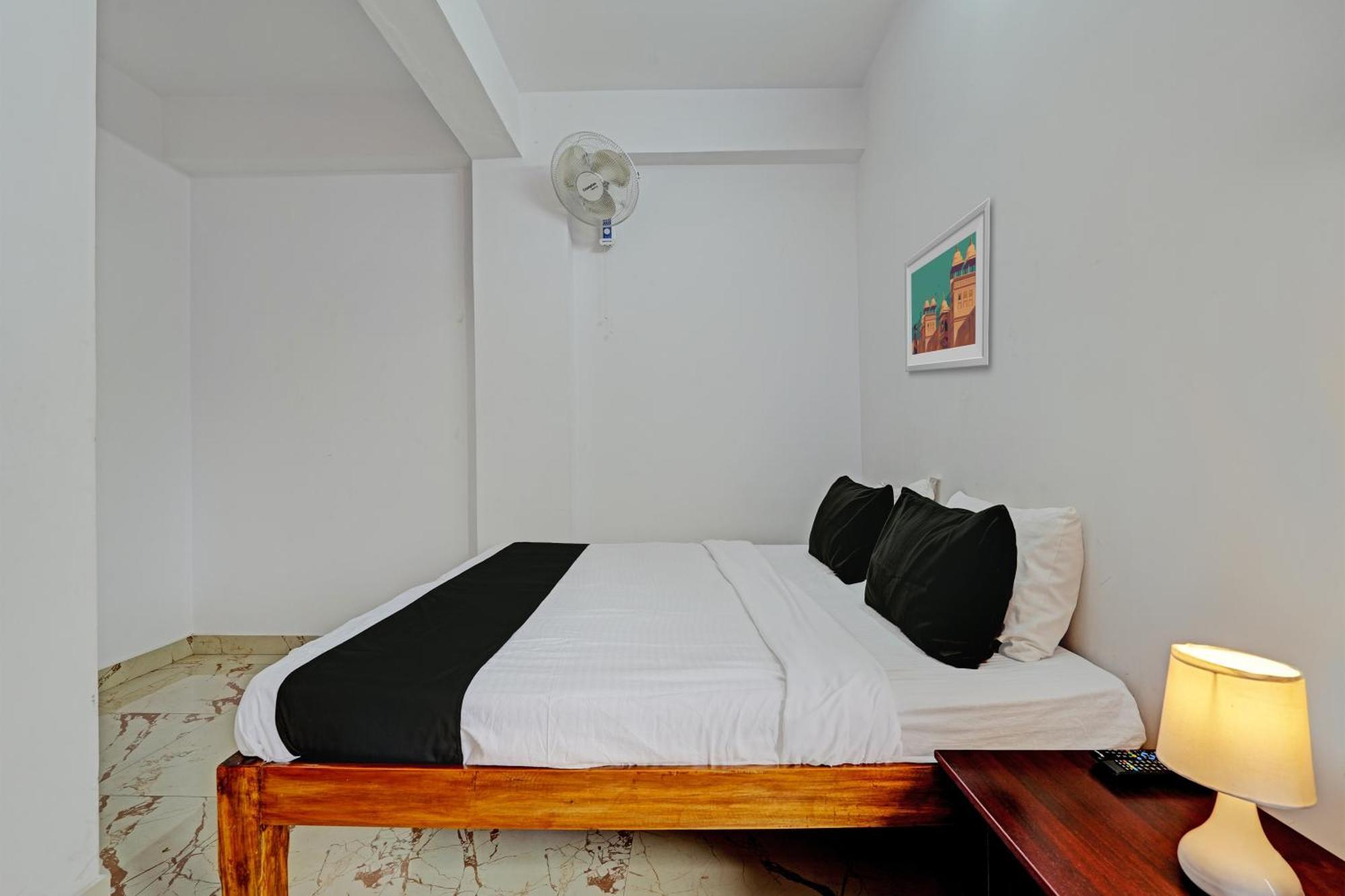 O Suparna Boarding And Lodging And Restaurant 3*