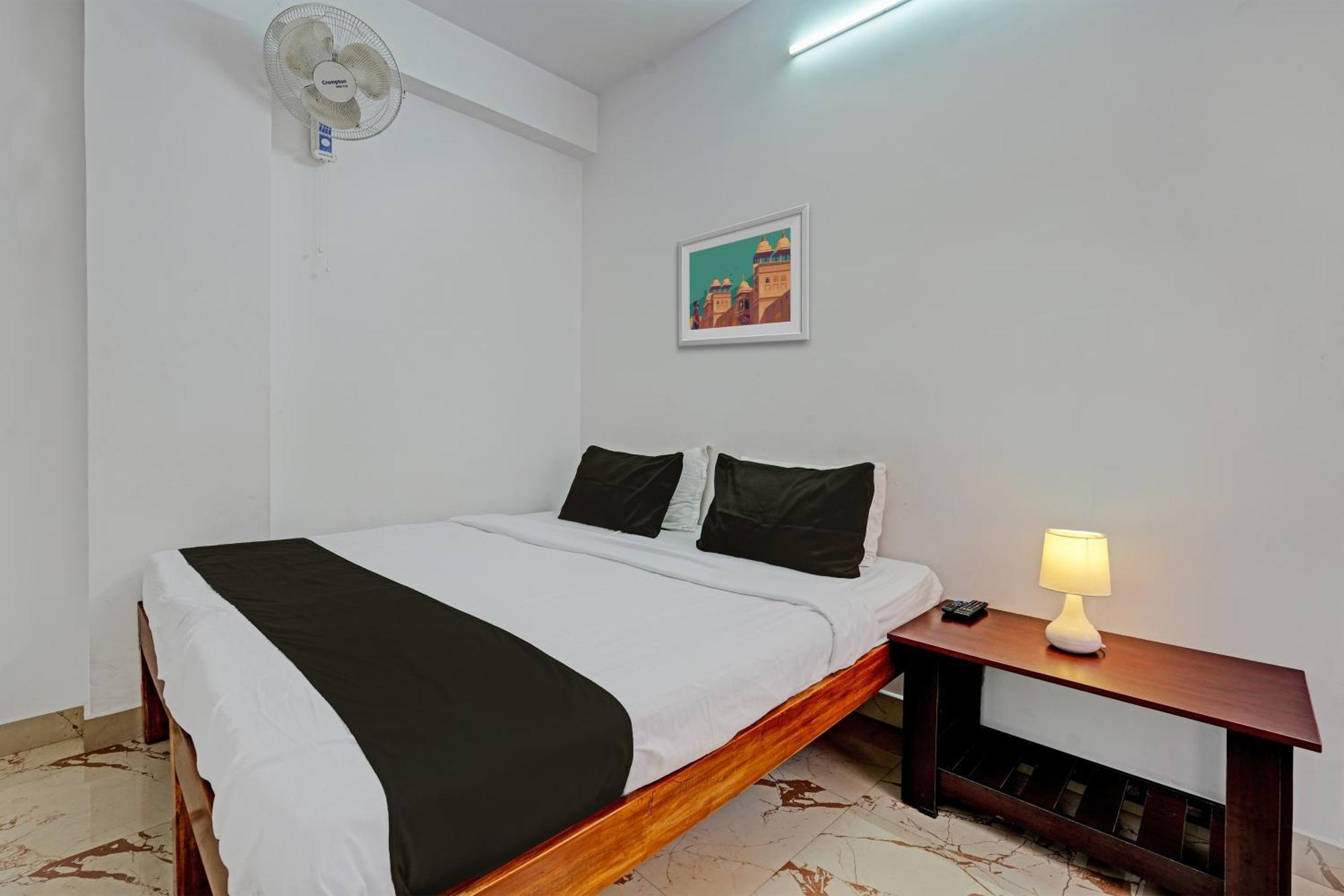 O Suparna Boarding And Lodging And Restaurant Hotel 3*