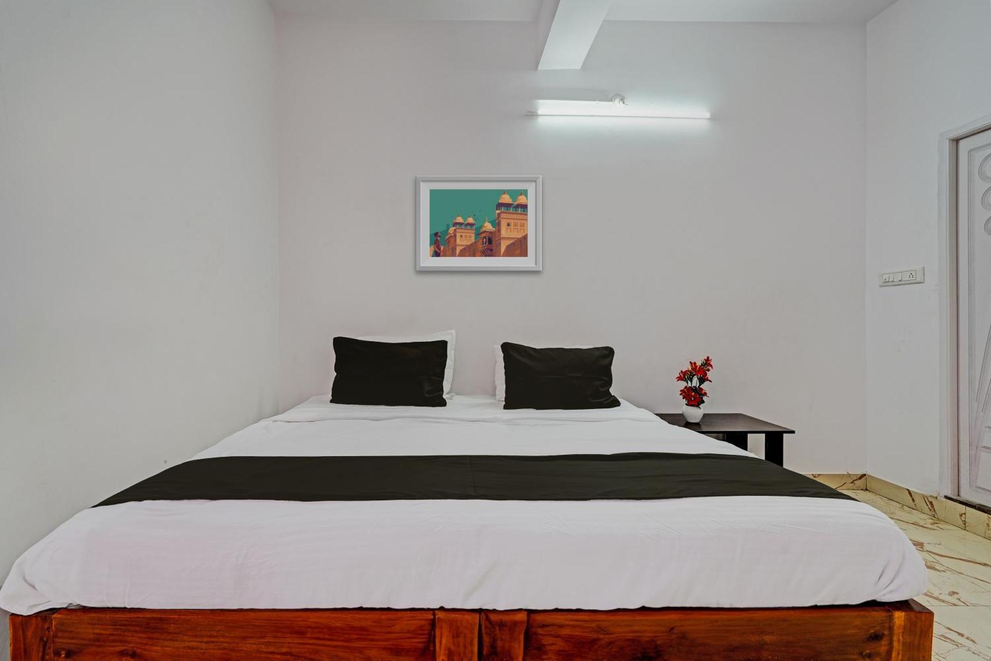 O Suparna Boarding And Lodging And Restaurant 3*
