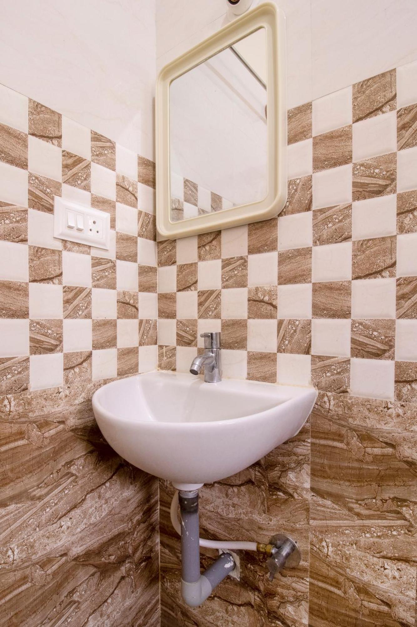 Hotel 2 Bhk Service - Manyata Tech Park 5*