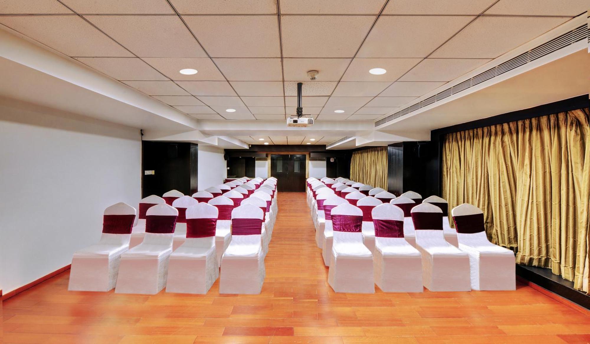 Iris The Business 4* Bangalore