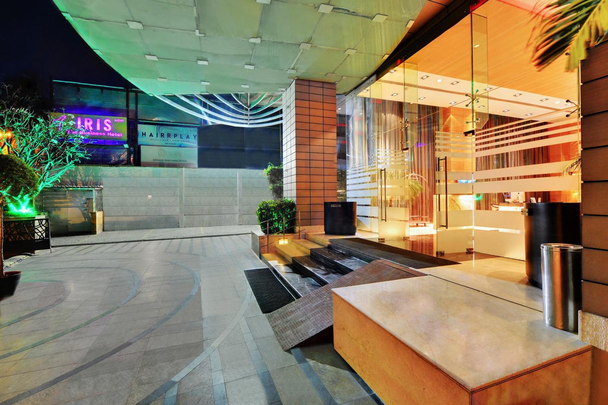Iris The Business Hotel 4*
