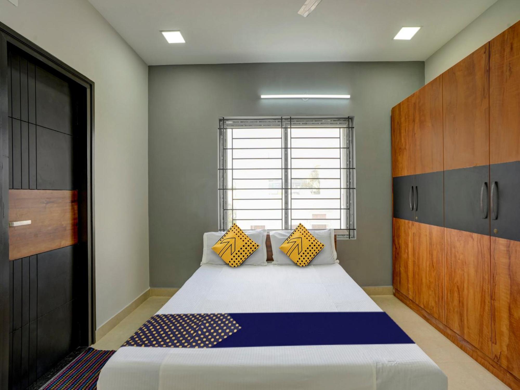 Spot On Helloworld Castle Prague Hotel Bangalore