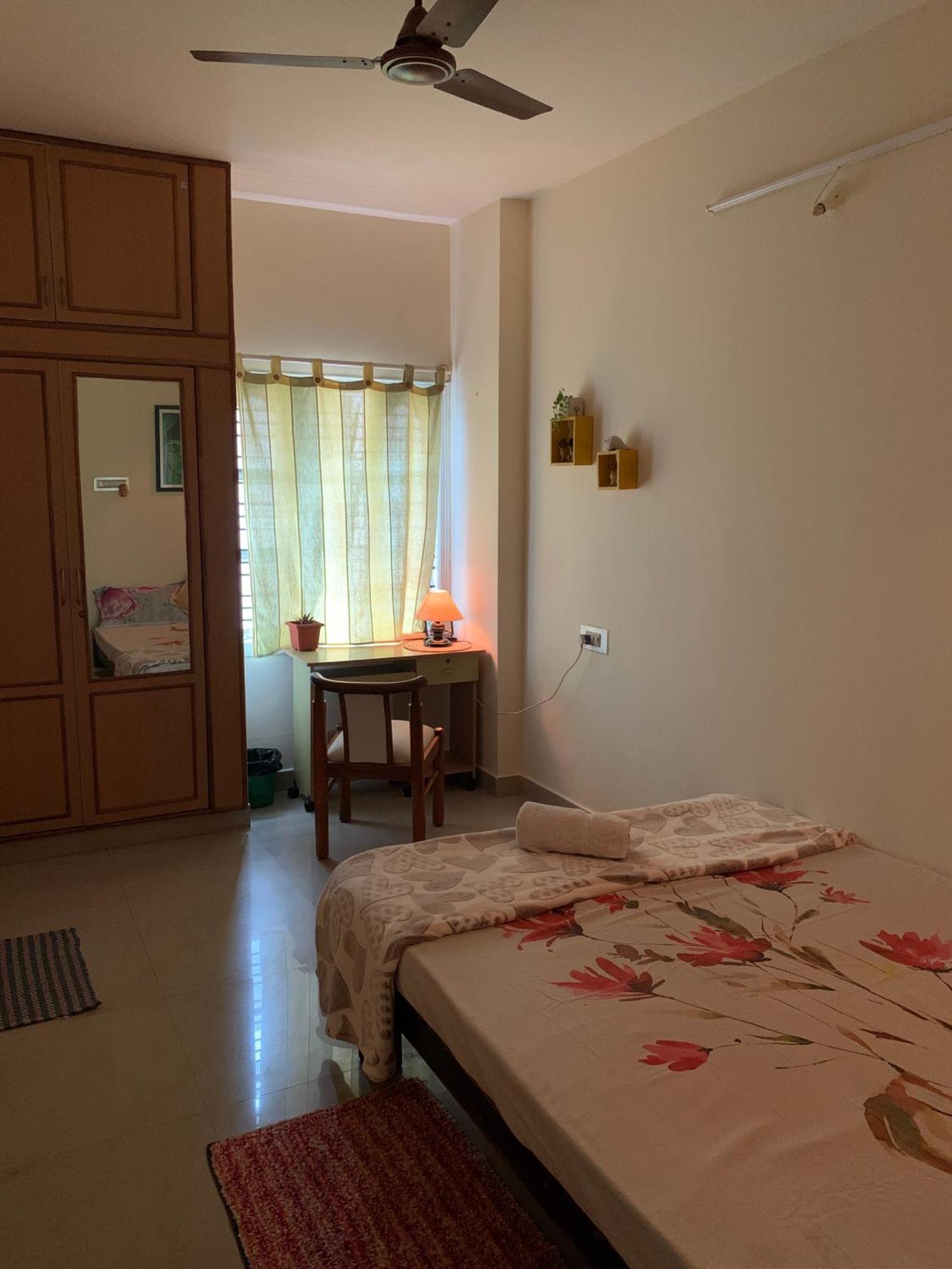 Ekta & Aikyam - One, Two & Three Bedroom Private Apartment