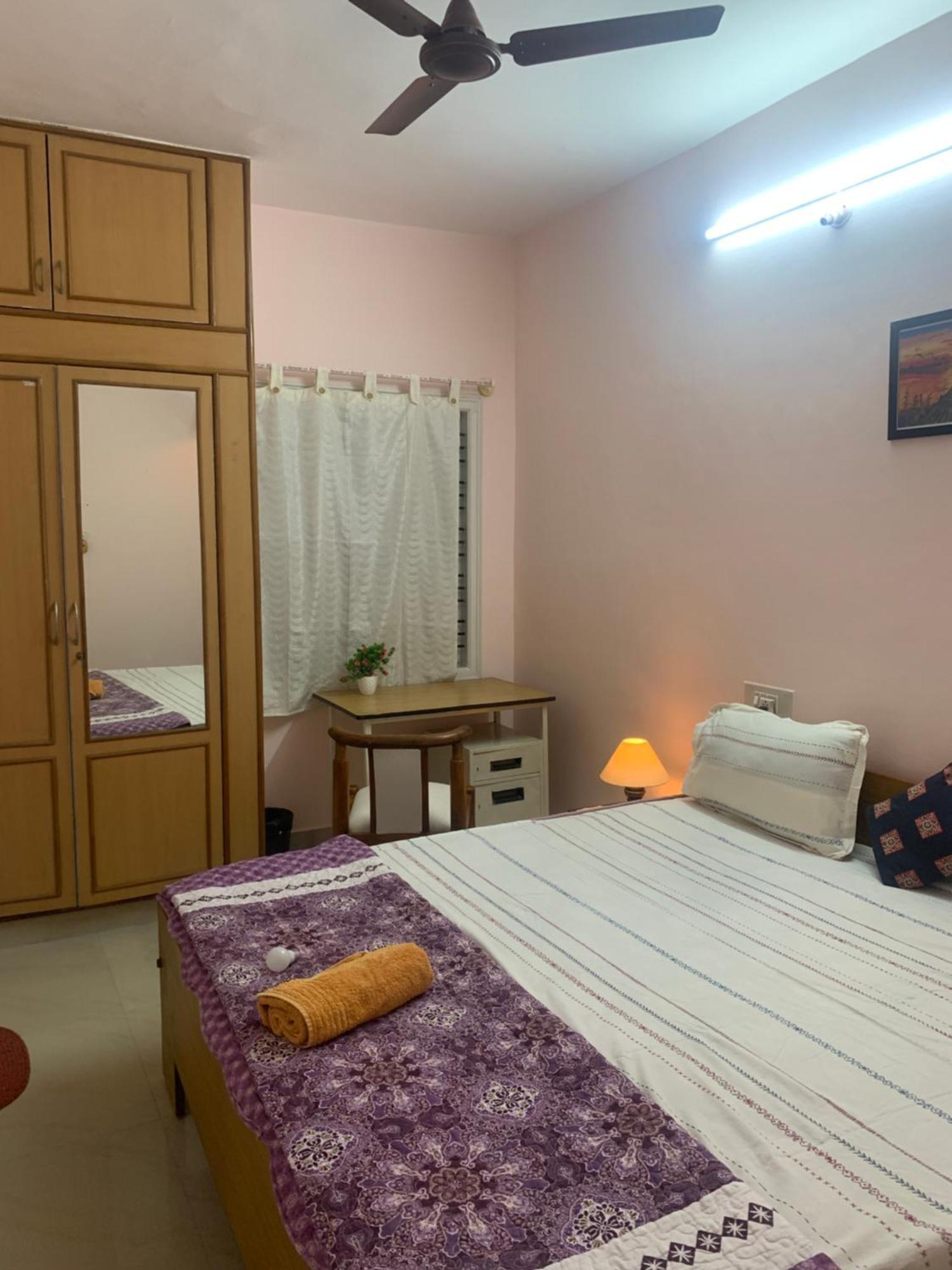 Ekta & Aikyam - One, Two & Three Bedroom Private Apartment
