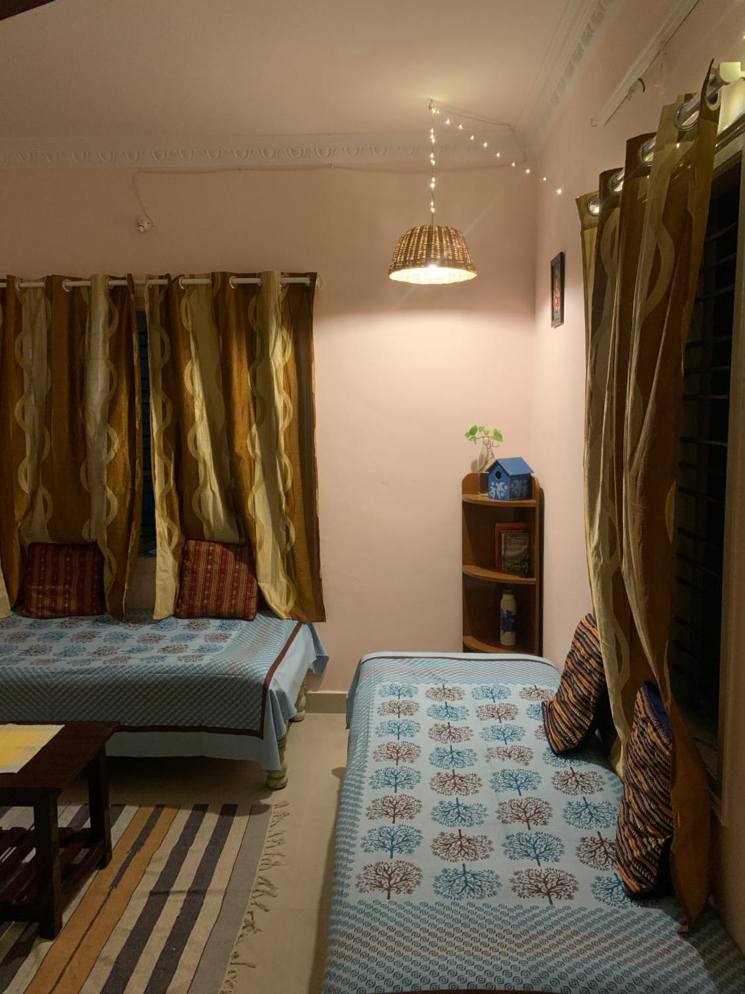 Ekta & Aikyam - One, Two & Three Bedroom Private Apartment *
