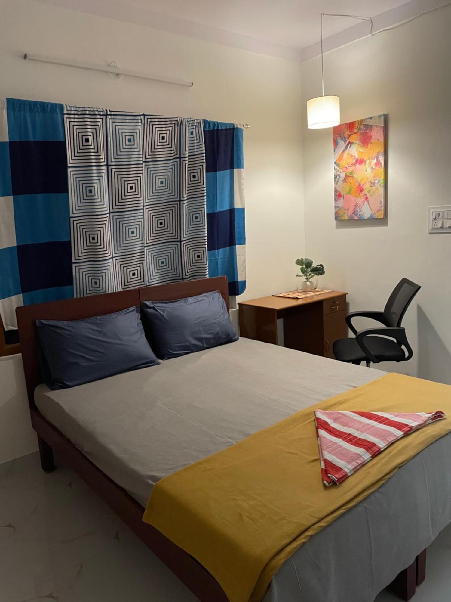 Ekta & Aikyam - One, Two & Three Bedroom Private Apartment *