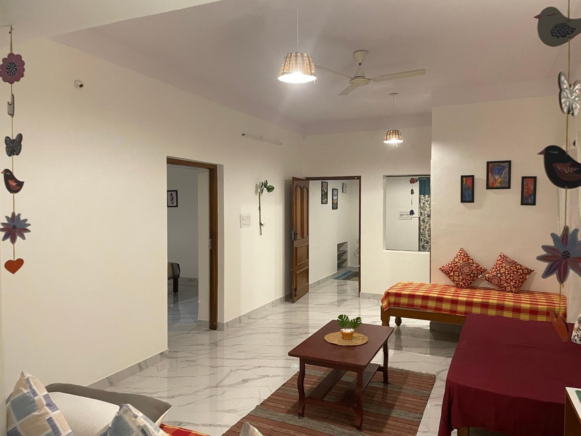 Apartment Ekta & Aikyam - One, Two & Three Bedroom Private *