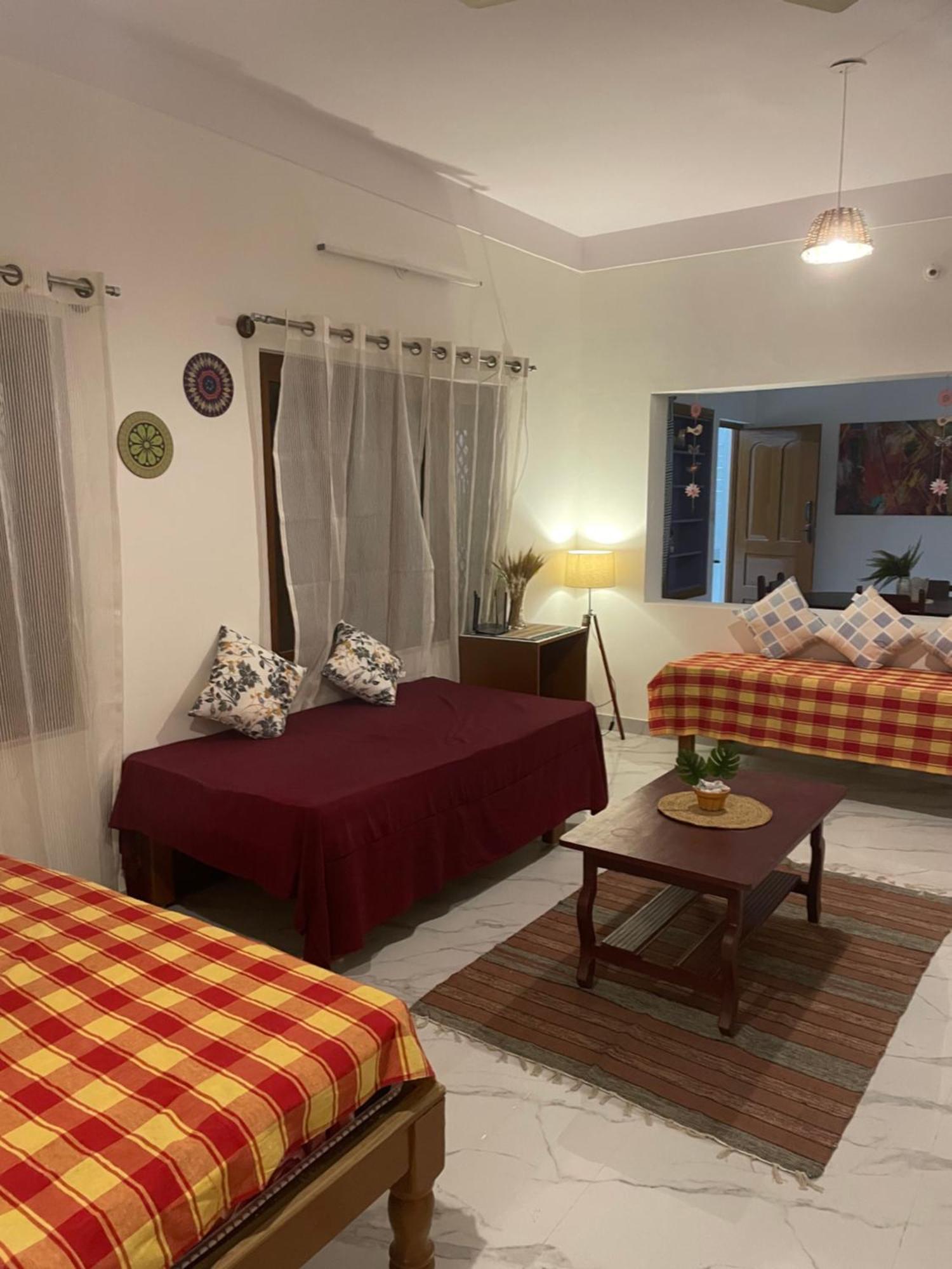 Apartment Ekta & Aikyam - One, Two & Three Bedroom Private *