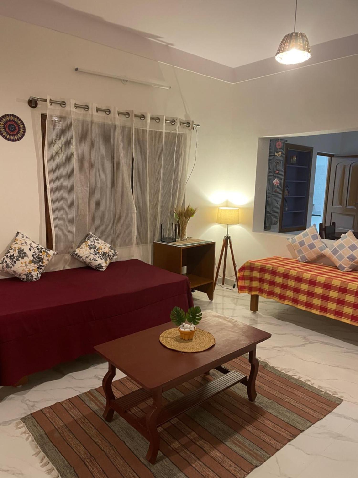 Ekta & Aikyam - One, Two & Three Bedroom Private *