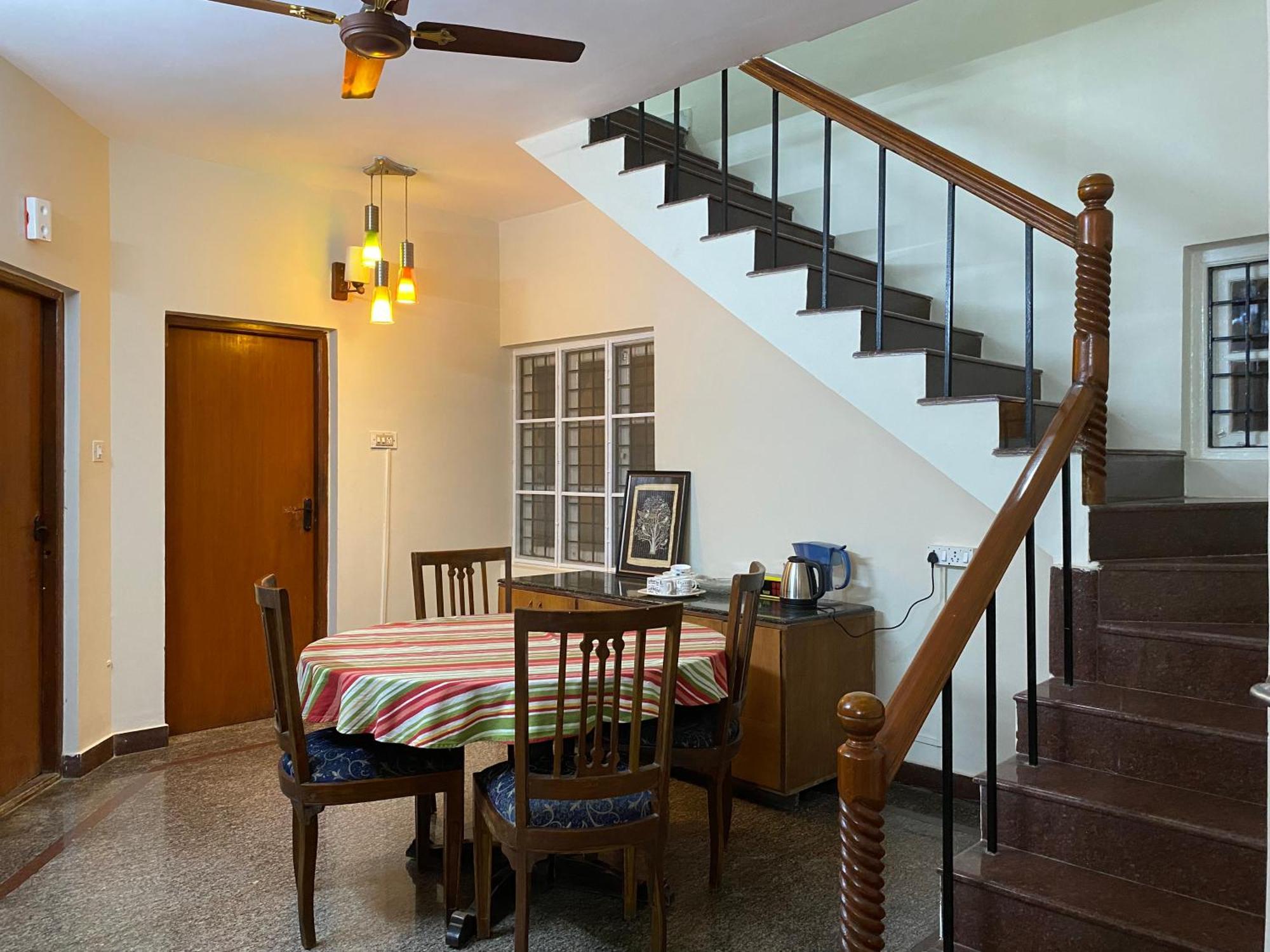 Elhanan Transit Bed & Breakfast *