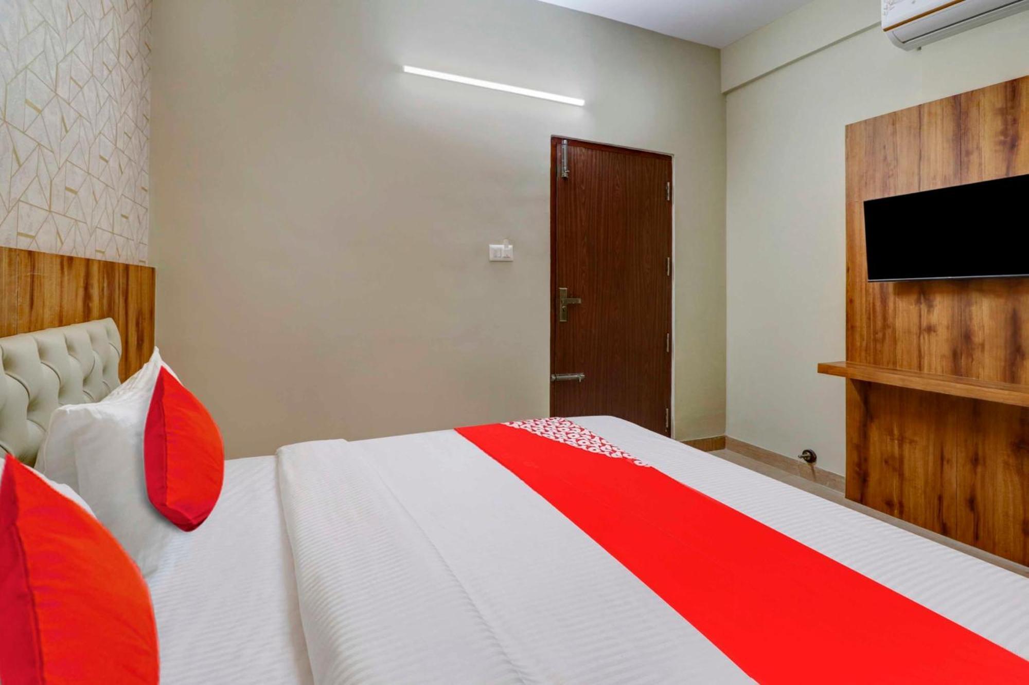 Super Collection O Global Near Kengeri Bus Terminal Metro Station Hotel
