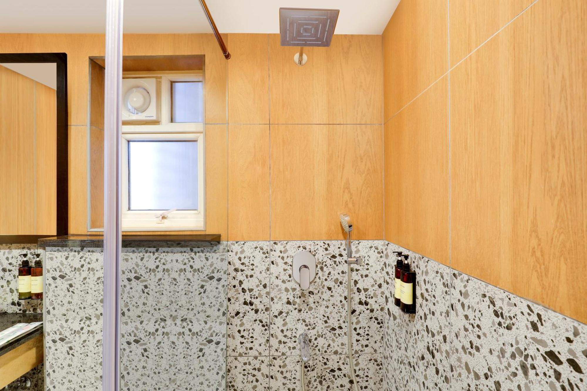 Lemon Tree Suites, Whitefield, Bengaluru Hotel 4*