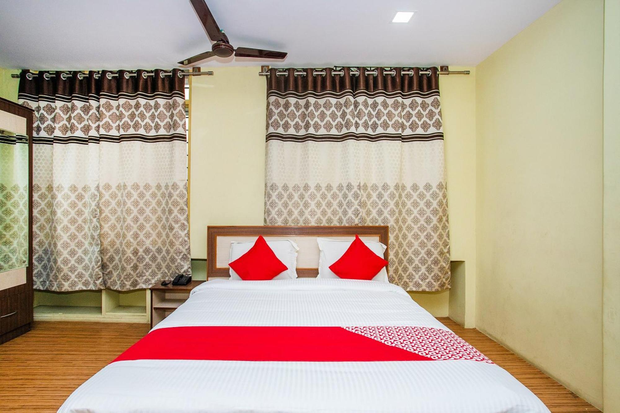 Oyo Flagship Alankar Residency Hotel