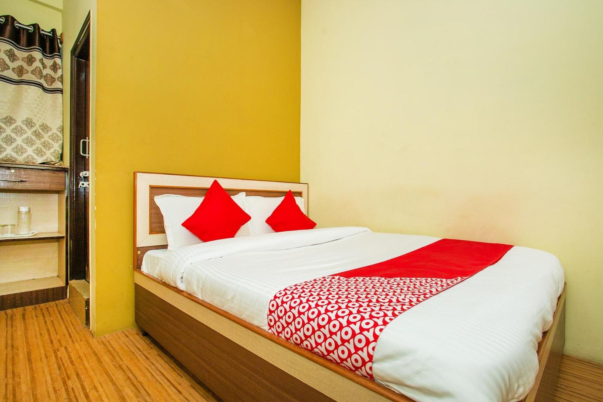 Hotel Oyo Flagship Alankar Residency 3*