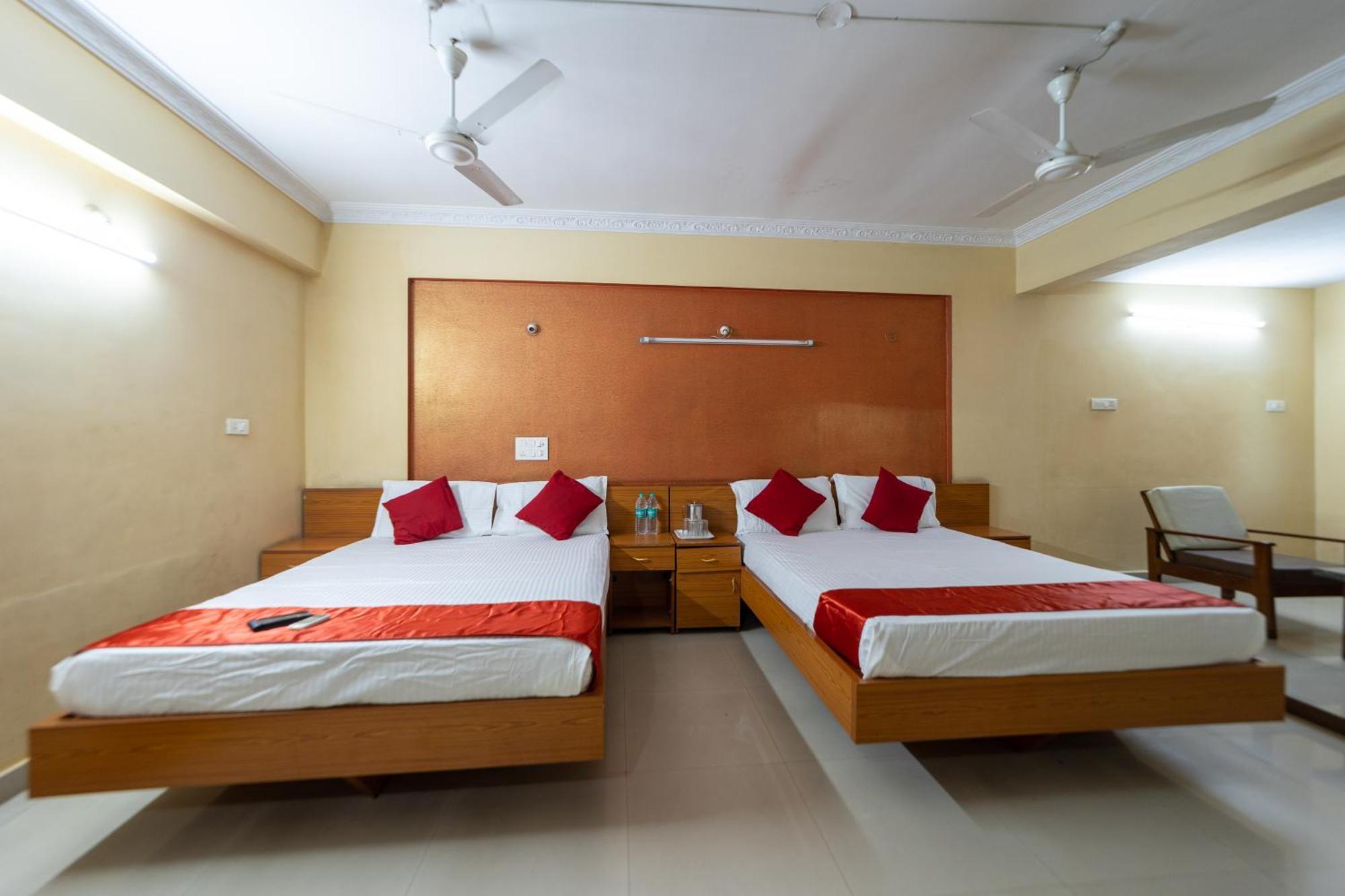 Hotel Surya Residency Majestic