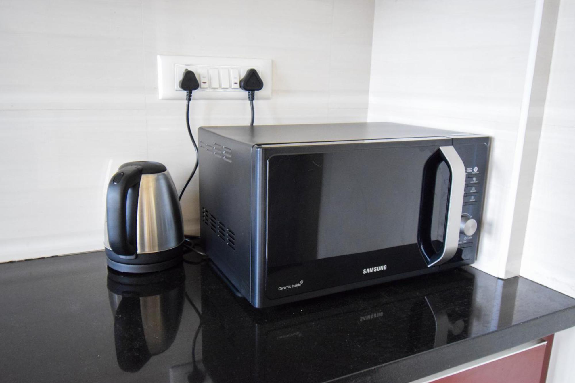 Apartment Staymazing-1,2 & 3 Bhk Ac In Hebbal-5mins To Manyata-30mins To Airport Bangalore