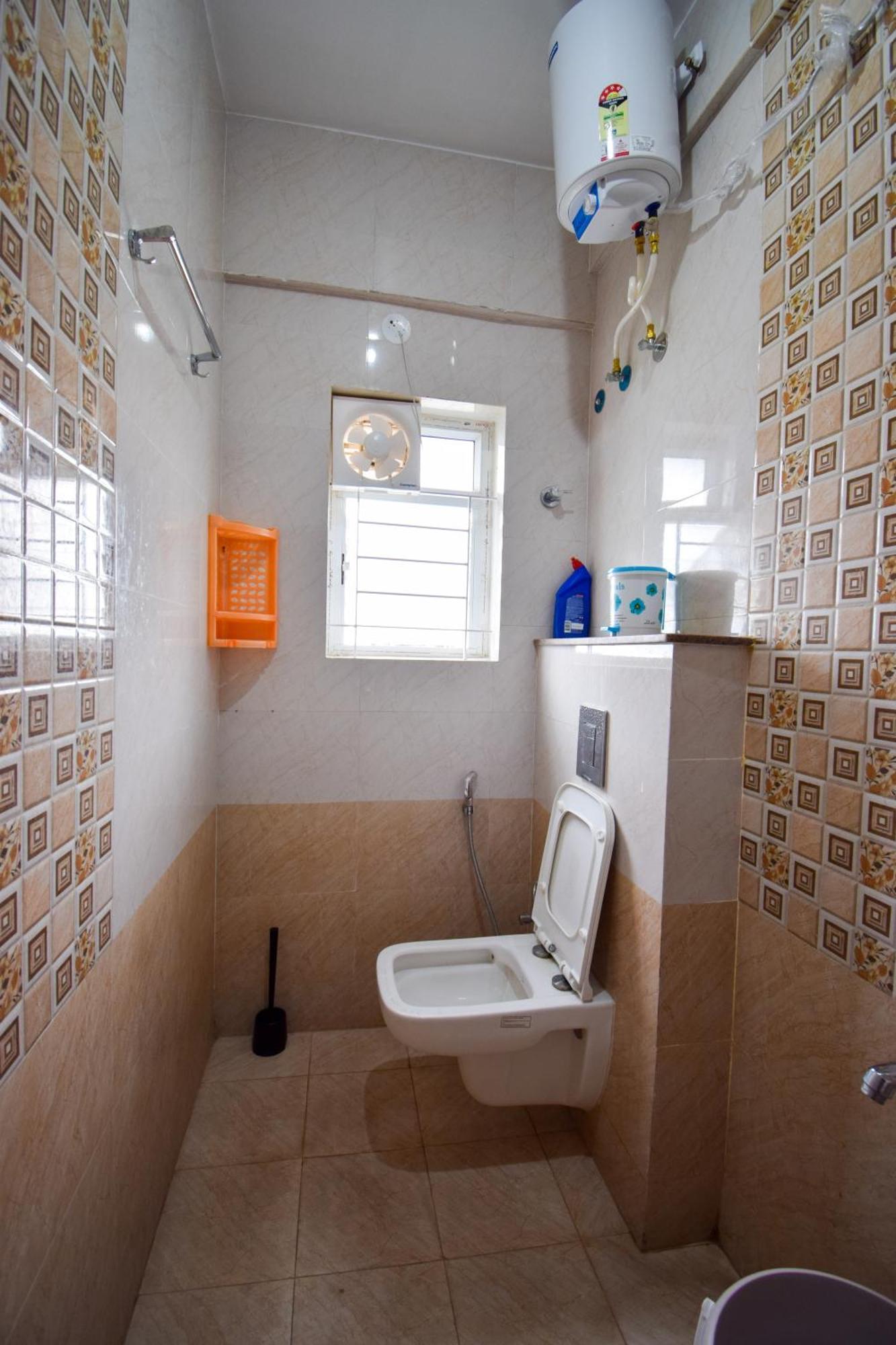 Staymazing-1,2 & 3 Bhk Ac In Hebbal-5mins To Manyata-30mins To Airport * Bangalore