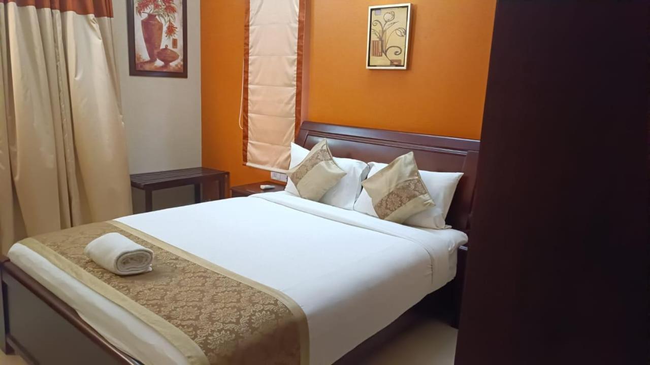 Park Wood Suites-fully Vaccinated Staff 3* Bangalore