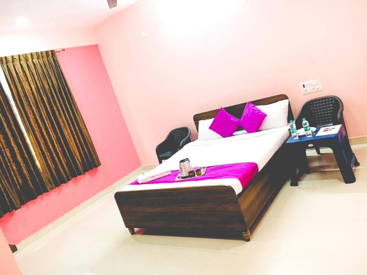 Golden Bed & Breakfast *