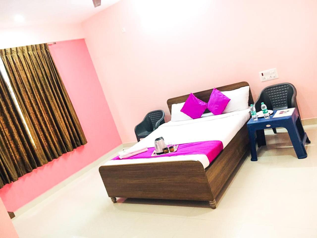 Bed & Breakfast Golden Bangalore